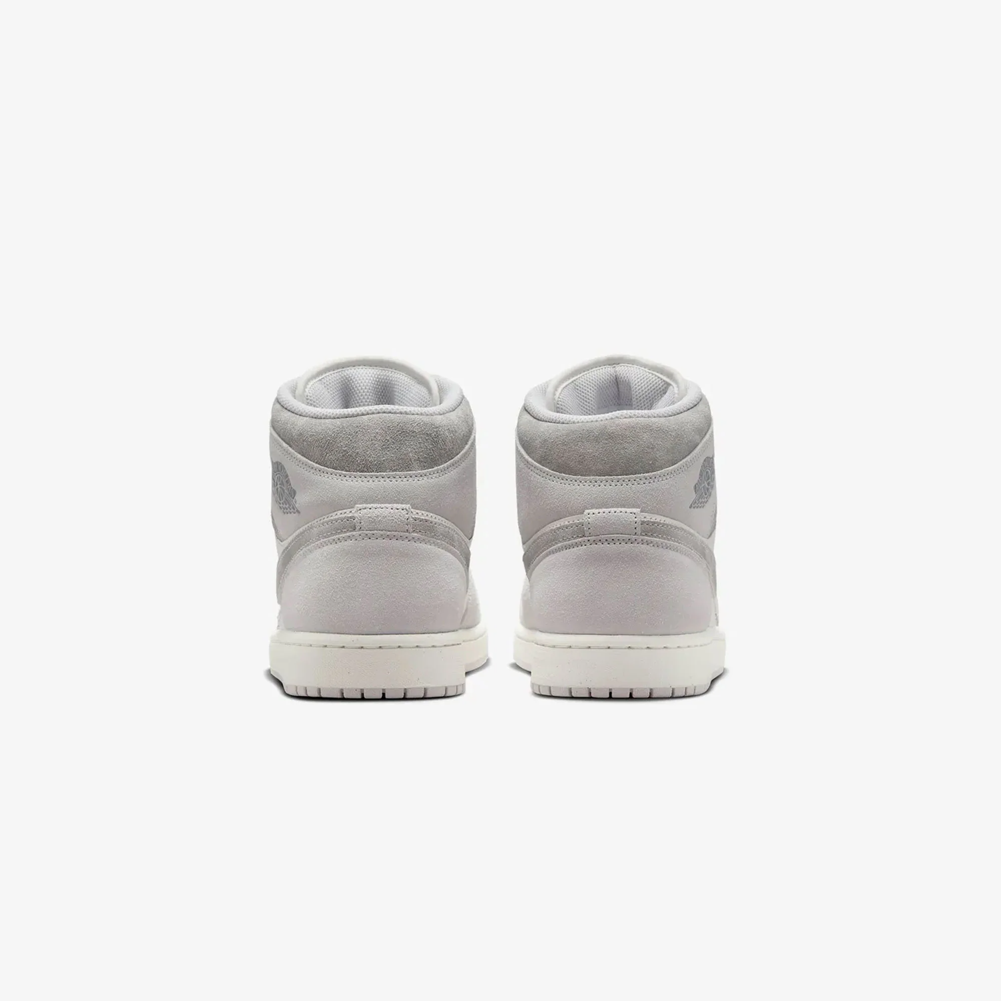 JORDAN | AIR JORDAN 1 MID SE { NEUTRAL GREY/SMOKE GREY-SAIL - Image 3