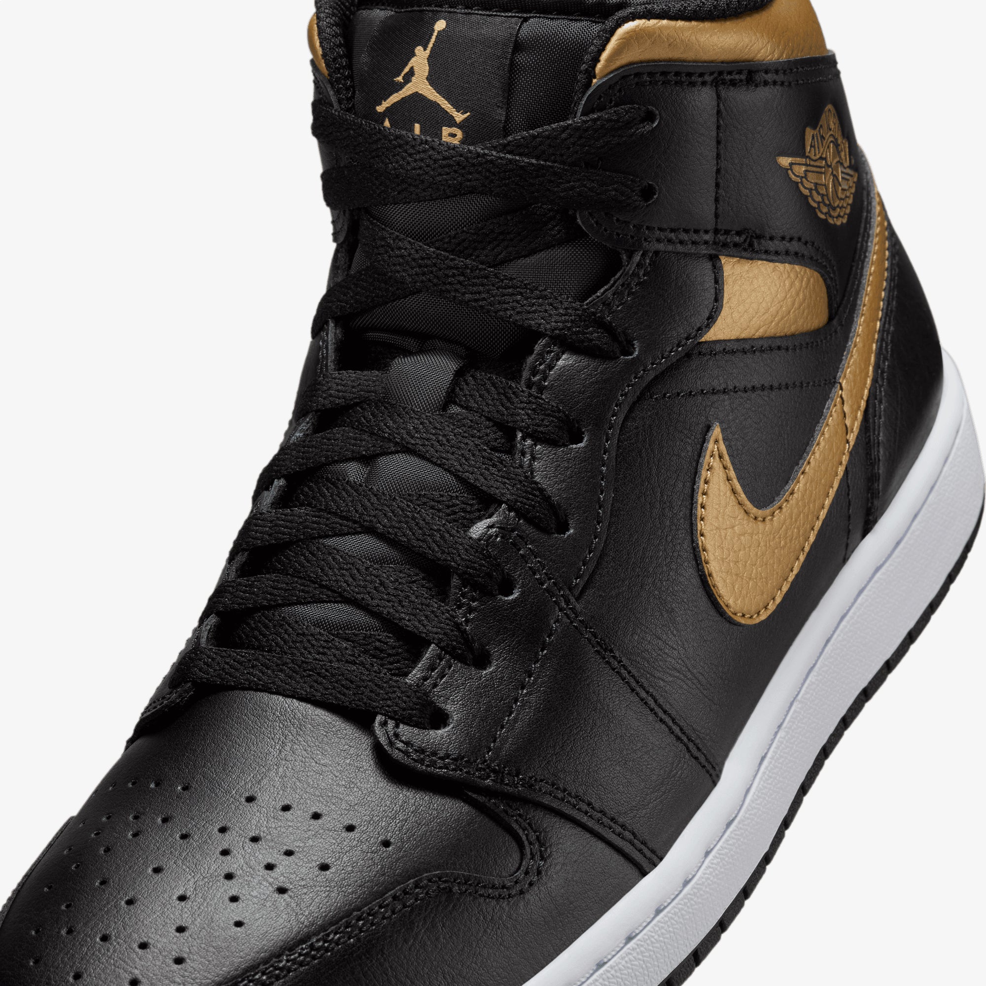 JORDAN | AIR JORDAN 1 MID { BLACK/METALLIC GOLD-WHITE - Image 5