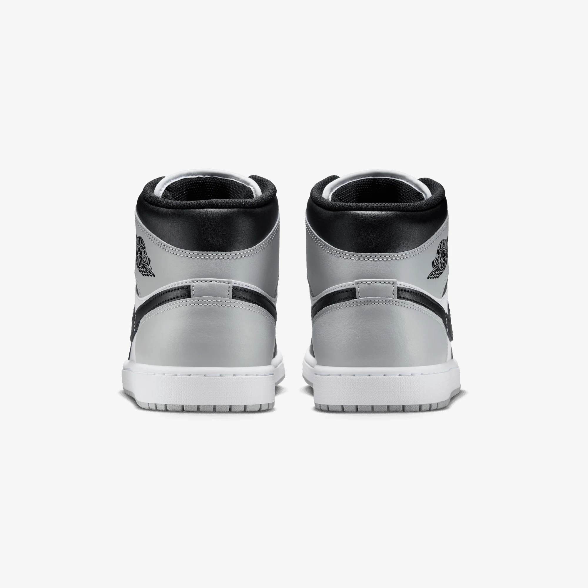 JORDAN | AIR JORDAN 1 MID { WHITE/BLACK-LT SMOKE GREY - Image 4