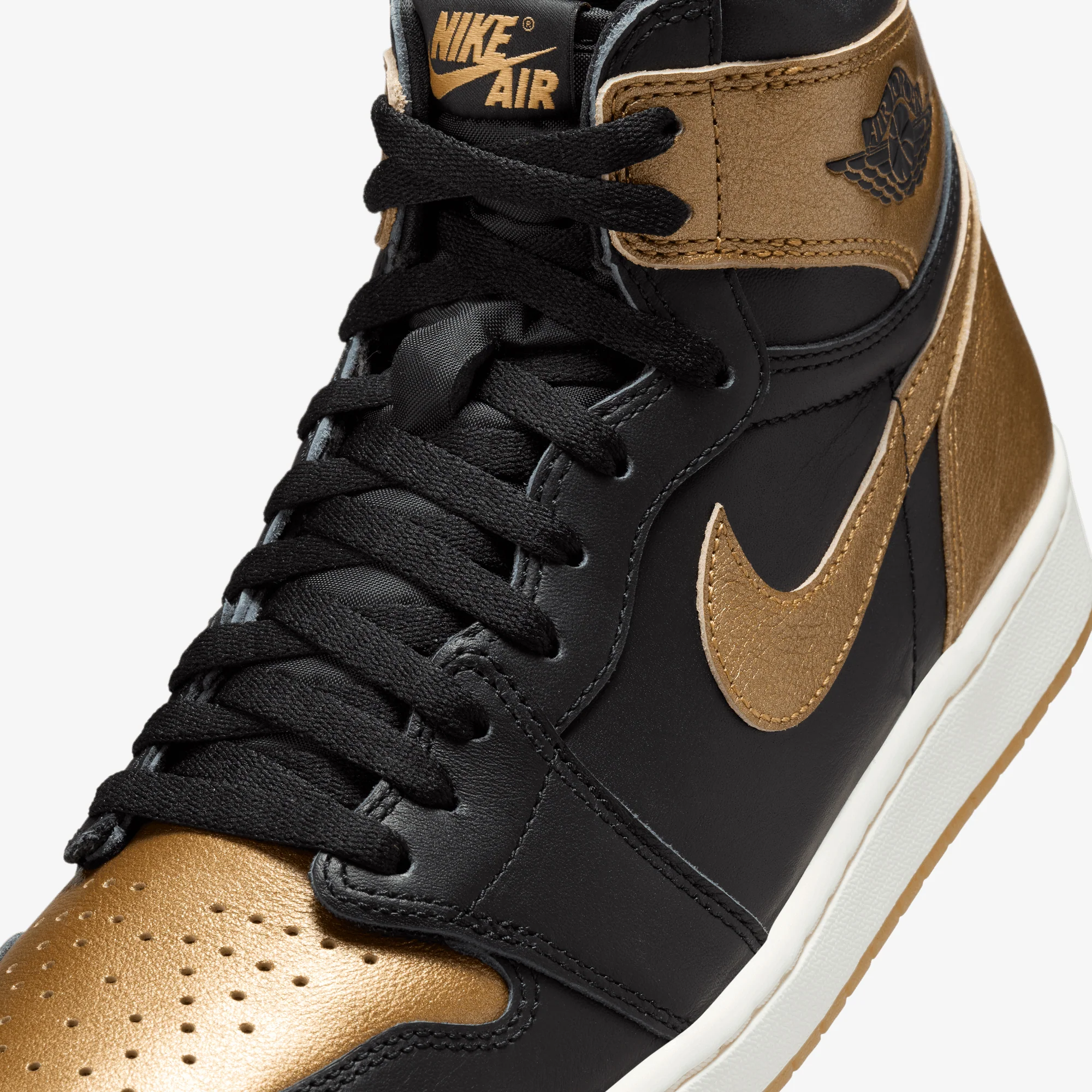 JORDAN | AIR JORDAN 1 RETRO HIGH OG { "BLACK/GOLD" - Image 7