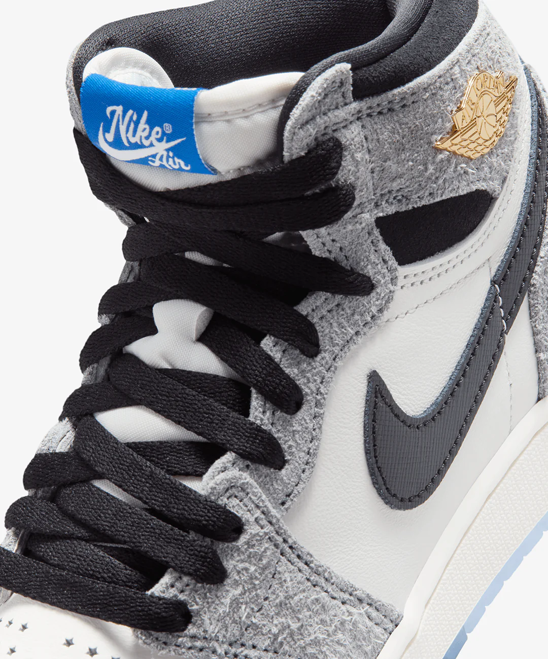 JORDAN | AIR JORDAN 1 HIGH OG { COOL GREY/BLACK-GAME ROYAL - Image 4