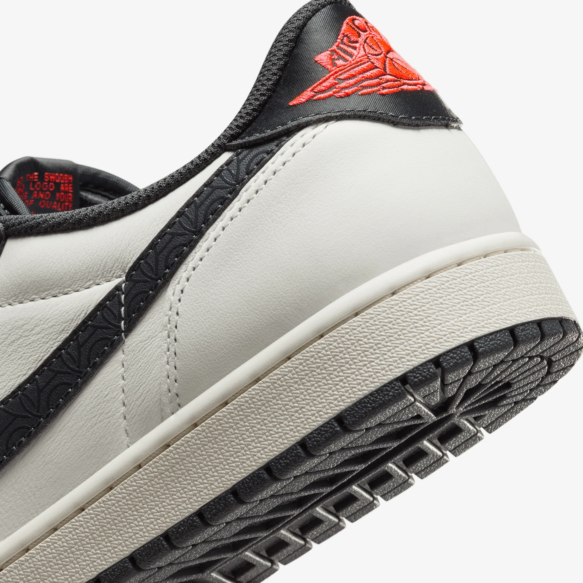 JORDAN | AIR JORDAN 1 RETRO LOW PARIS SAINT-GERMAIN { SAIL/OFF NOIR-INFRARED 23-PINK OXFORD - Image 6