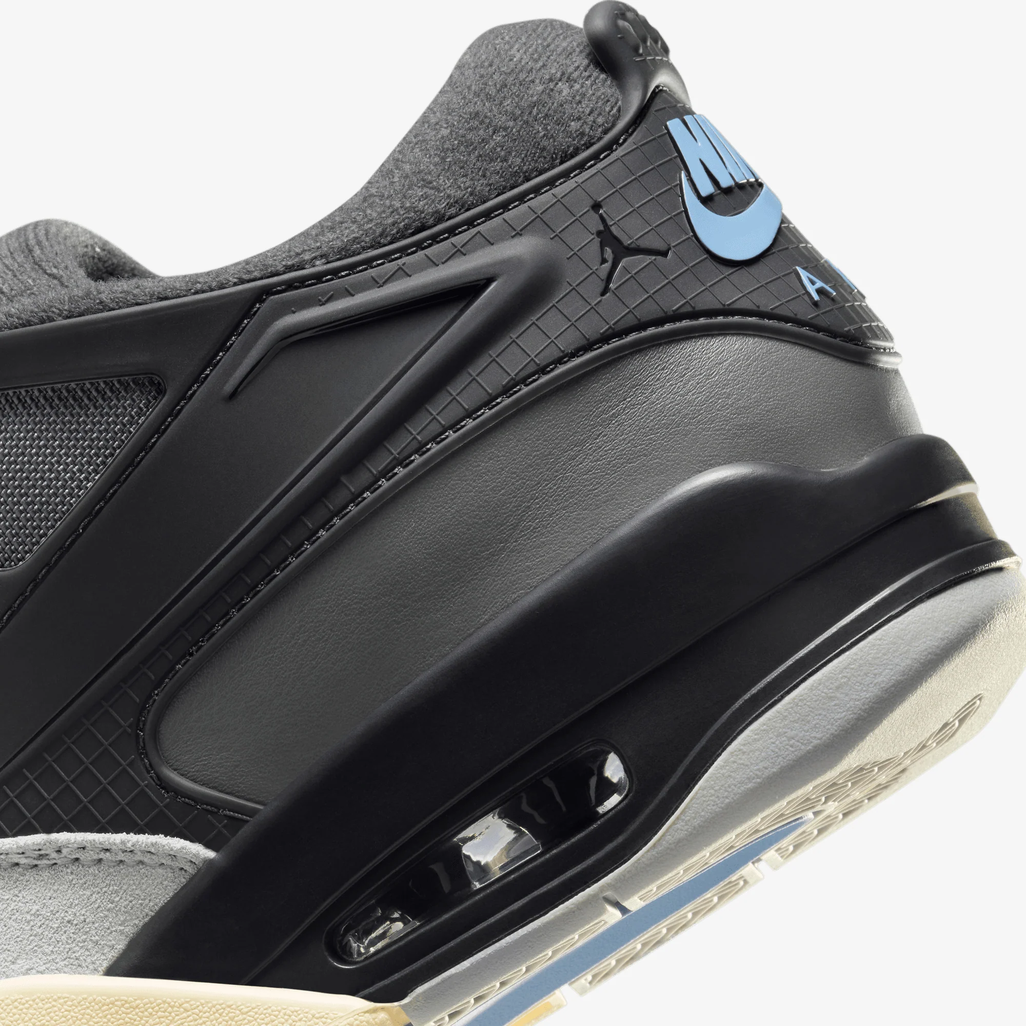 Jordan | AIR JORDAN 4 RM { IRON GREY/CHAMBRAY-OFF NOIR - Image 6