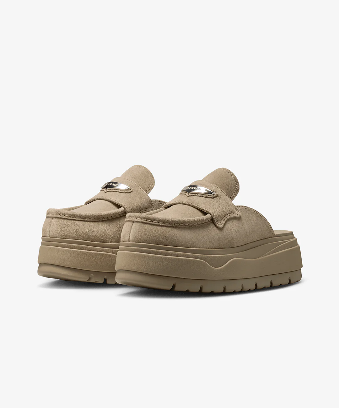 JORDAN | AIR JORDAN MULE { KHAKI/METALLIC SILVER - Image 3