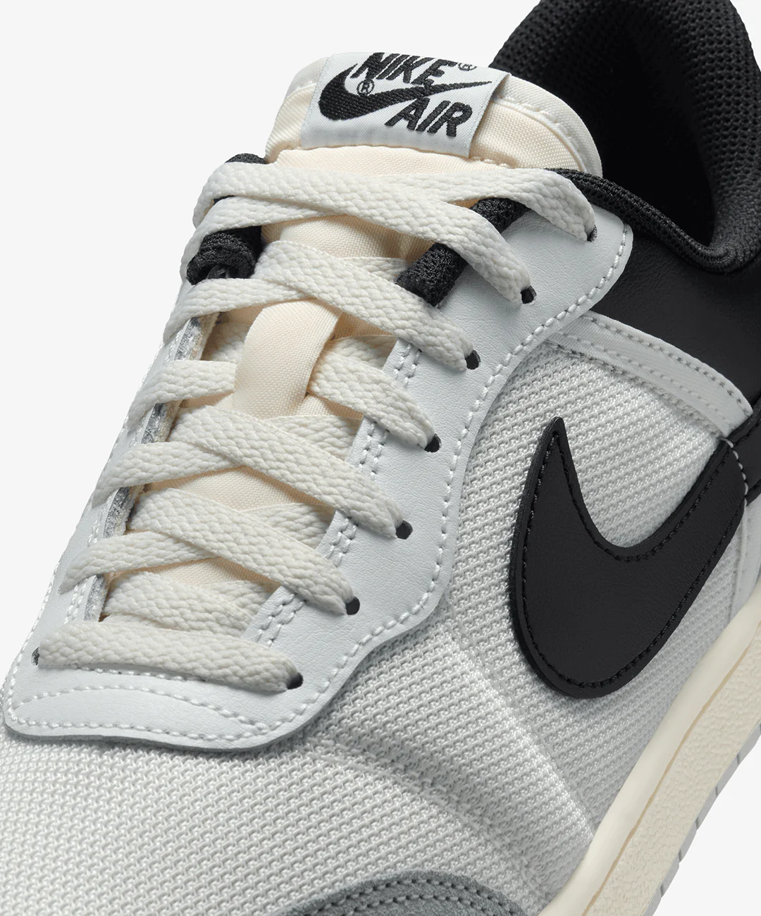 JORDAN | AIR JORDAN SKYLINE LOW { SUMMIT WHITE/BLACK-LT SMOKE GREY - Image 5