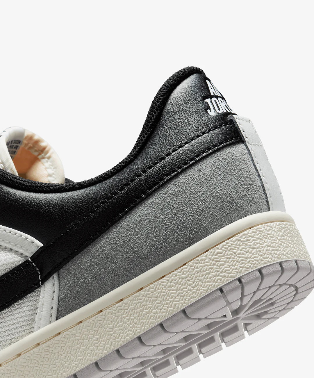 JORDAN | AIR JORDAN SKYLINE LOW { SUMMIT WHITE/BLACK-LT SMOKE GREY - Image 6