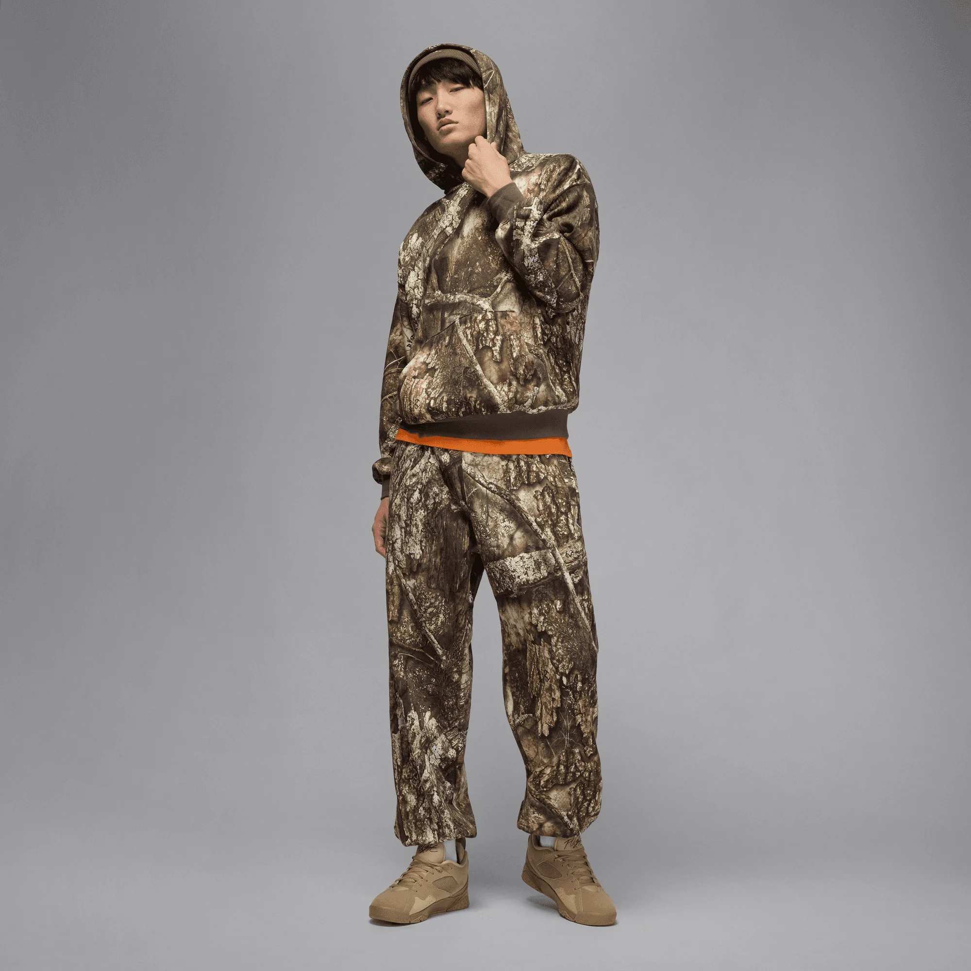 JORDAN | BROOKLYN FLEECE REALTREE PULLOVER HOODIE { MEDIUM OLIVE/SAIL - Image 6