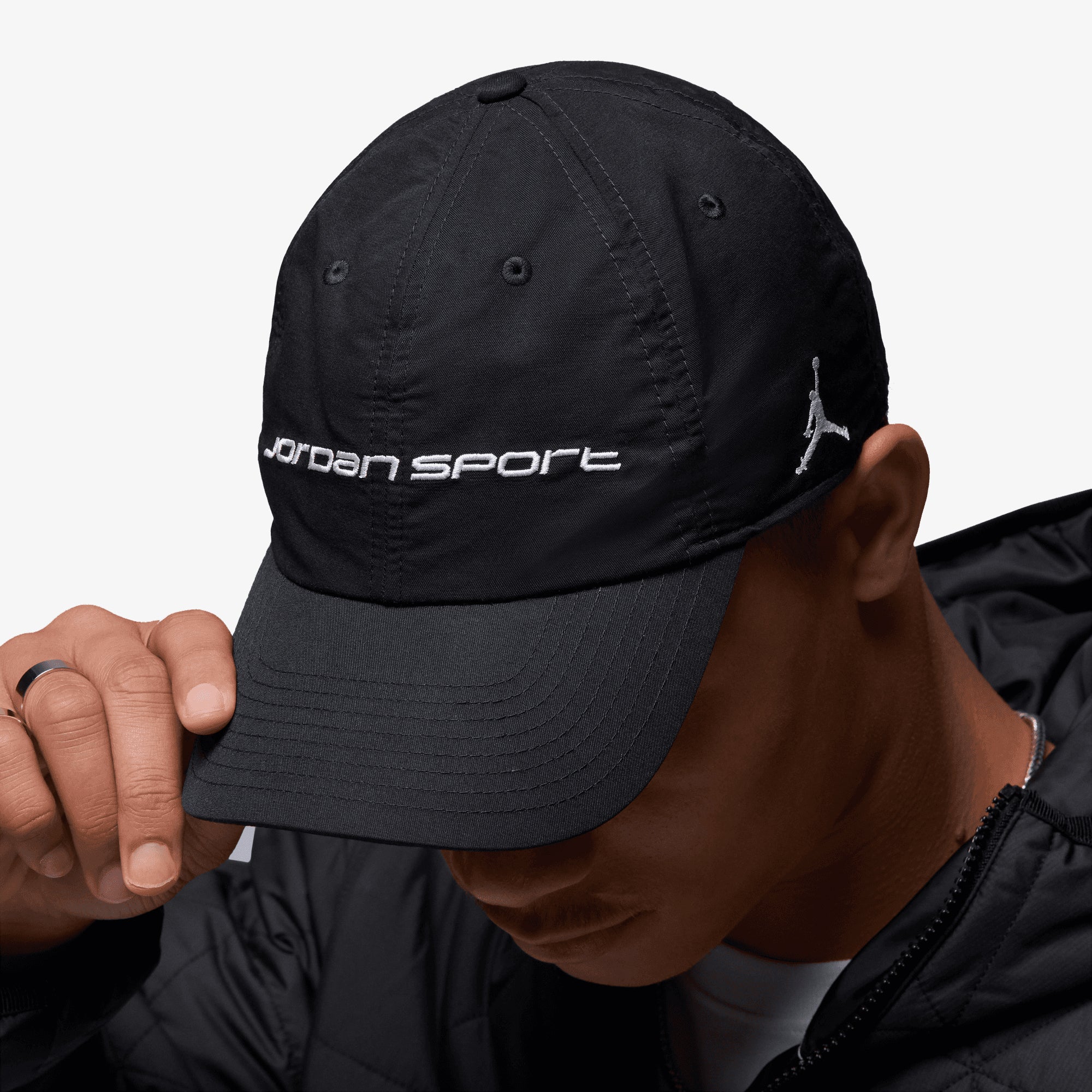 Jordan | CLUB UNSTRUCTURED HAT { BLACK/WHITE - Image 4
