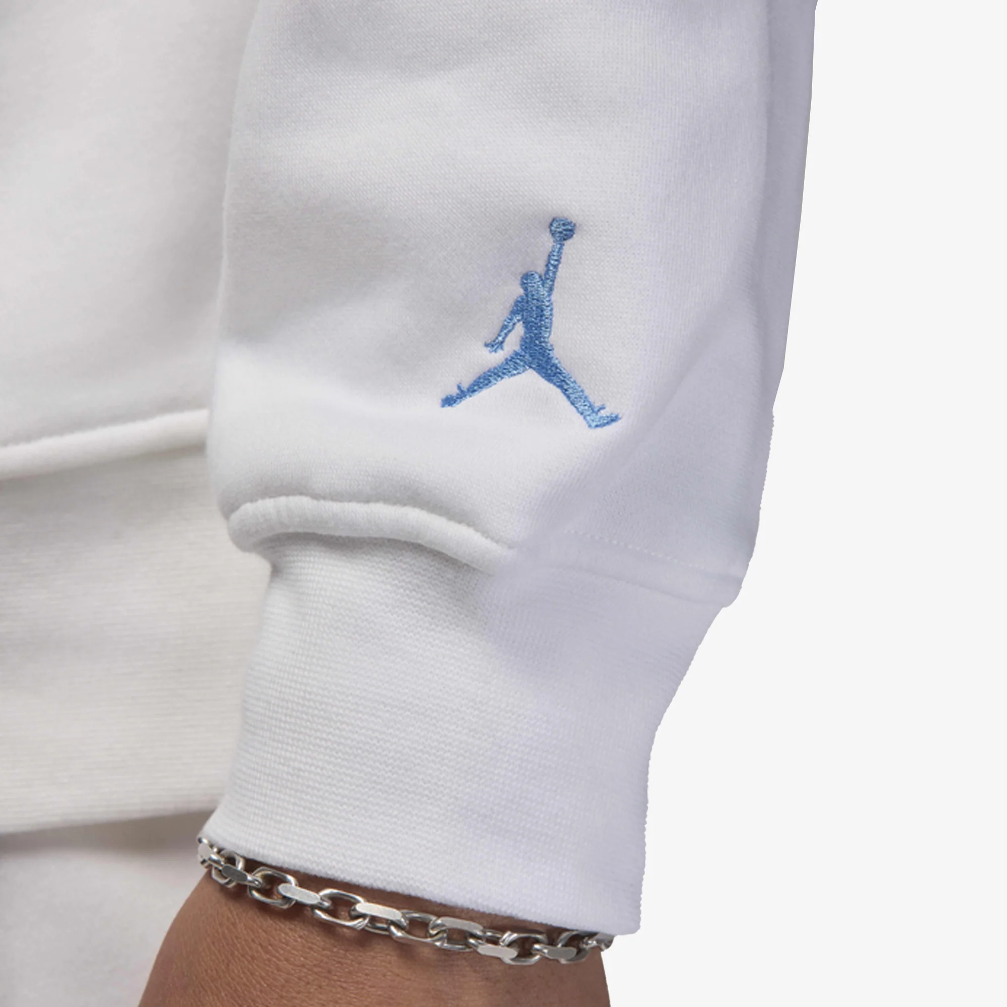 JORDAN | FLEECE CREW-NECK SWEATSHIRT { WHITE - Image 4