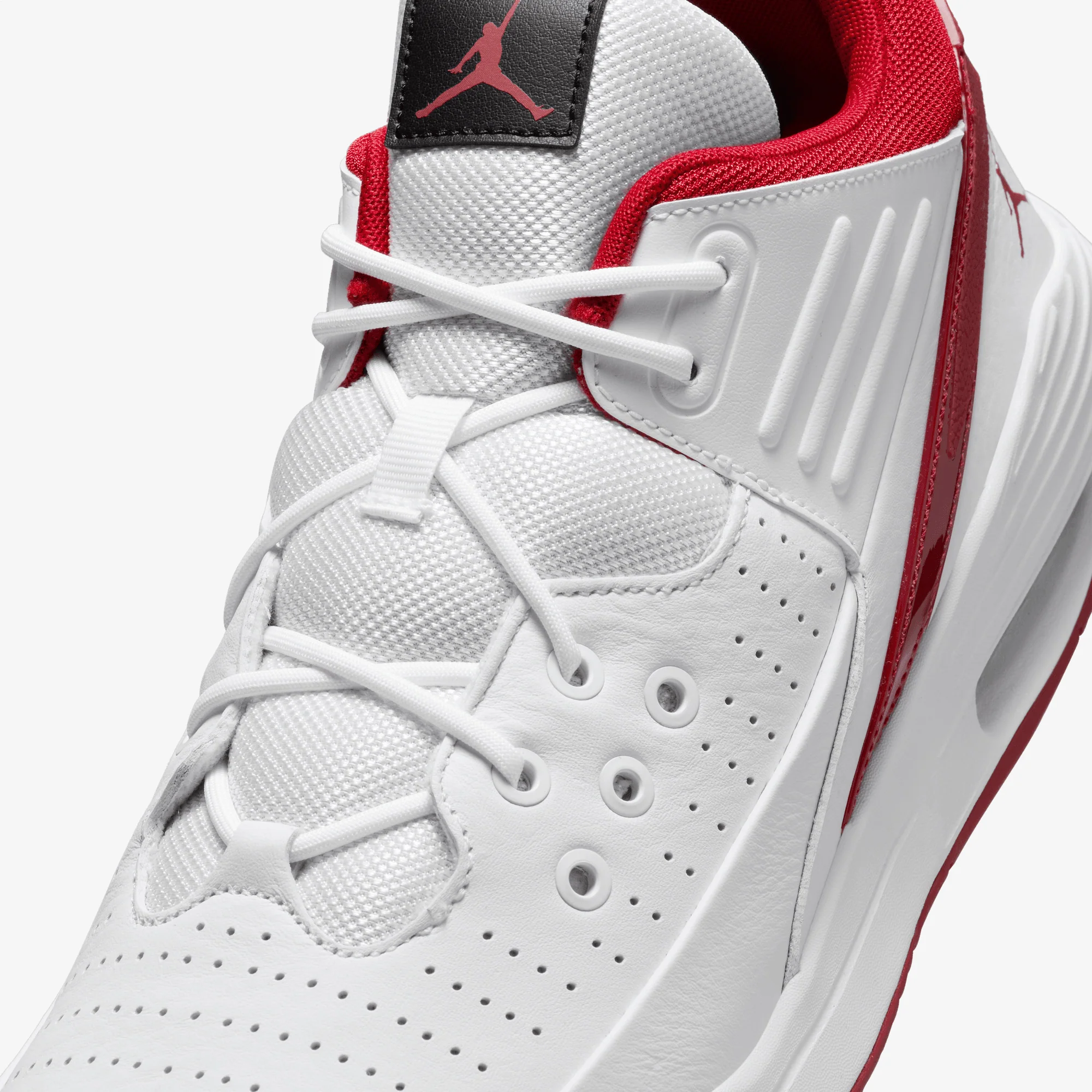JORDAN | MAX AURA 5 { WHITE/GYM RED-BLACK - Image 5