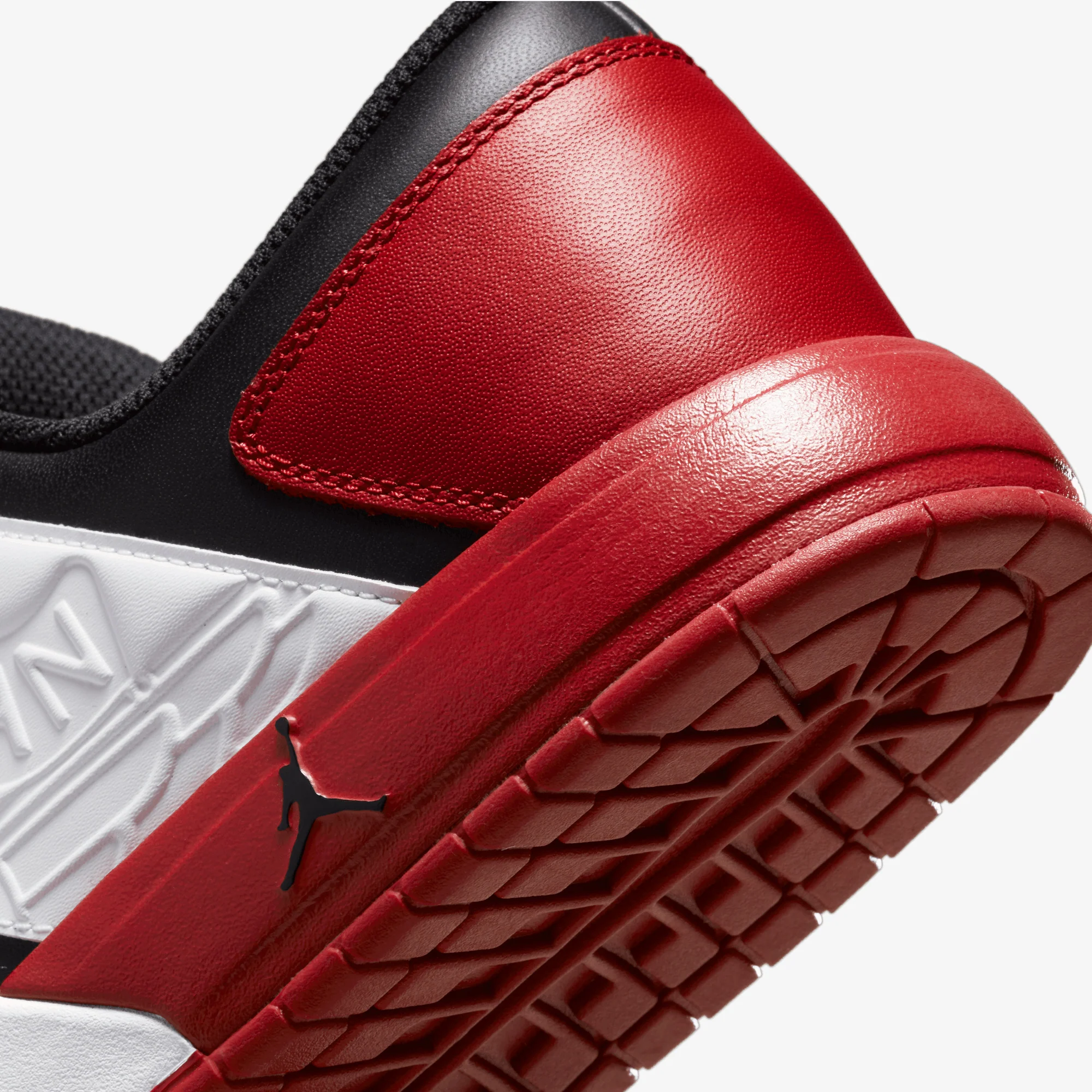Jordan | NU RETRO 1 LOW { VARSITY RED/BLACK-WHITE - Image 6