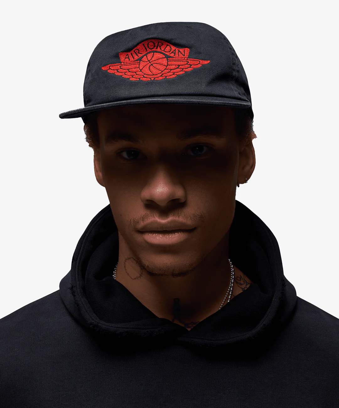 Jordan | PRO RARE AIR UNSTRUCTURED HAT { BLACK/CHILE RED