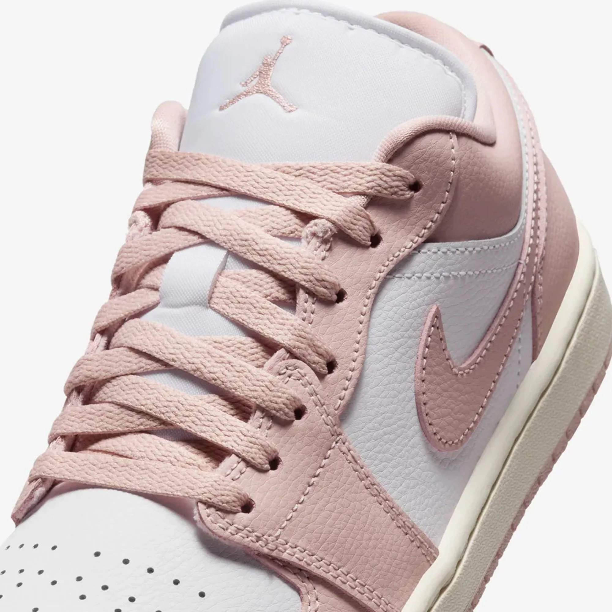 Jordan | AIR JORDAN 1 LOW { WHITE/PINK OXFORD-SAIL - Image 5
