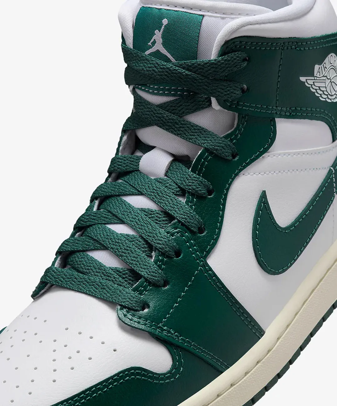 JORDAN | AIR JORDAN 1 MID { WHITE/OXIDIZED GREEN-SAIL - Image 5