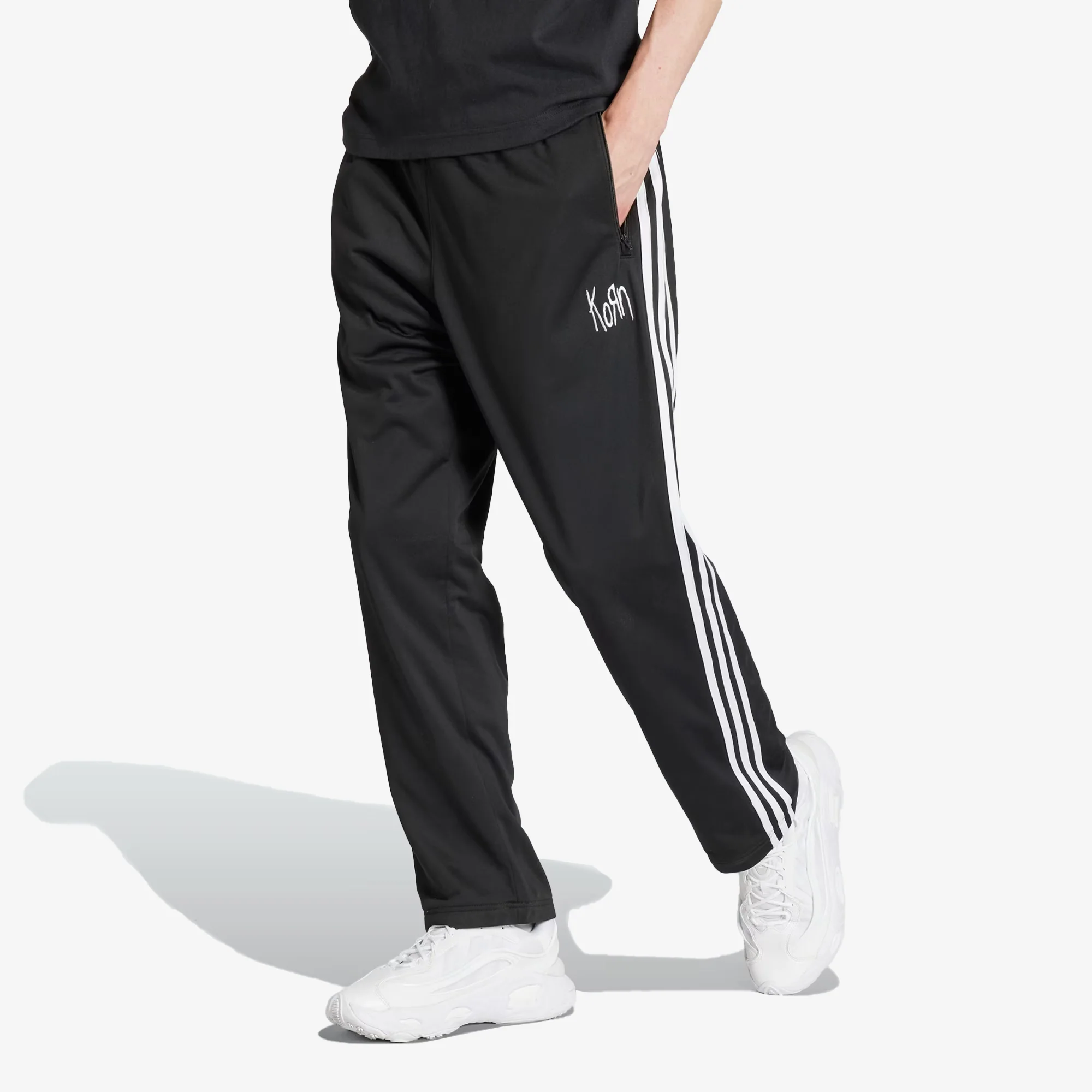 Adidas Originals | KORN TRACK PANTS { BLACK