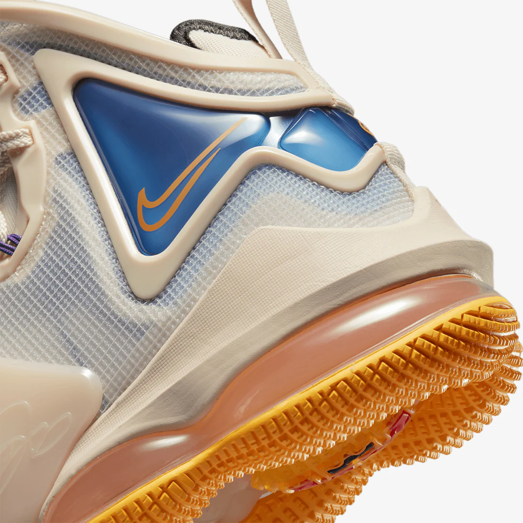 Nike | LEBRON 19  { PEARL WHITE/UNIVERSITY GOLD - Image 5