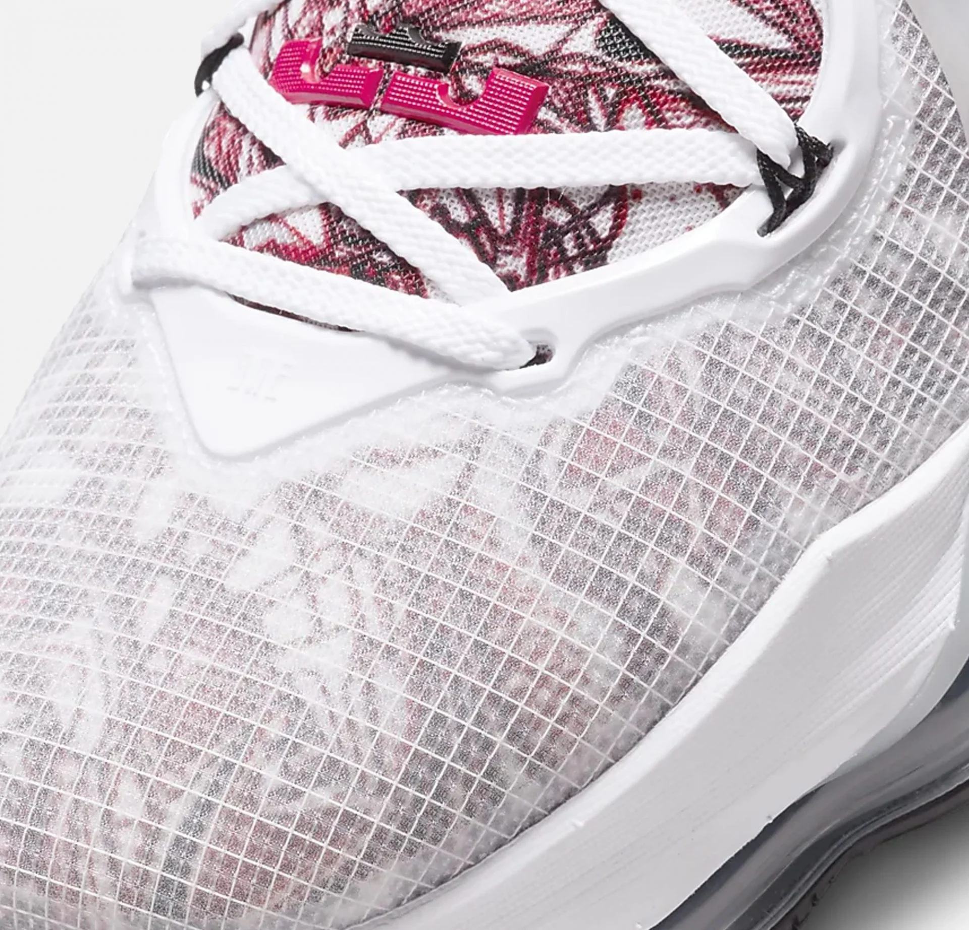 Nike | LEBRON 19 { WHITE / UNIVERSITY RED - Image 4