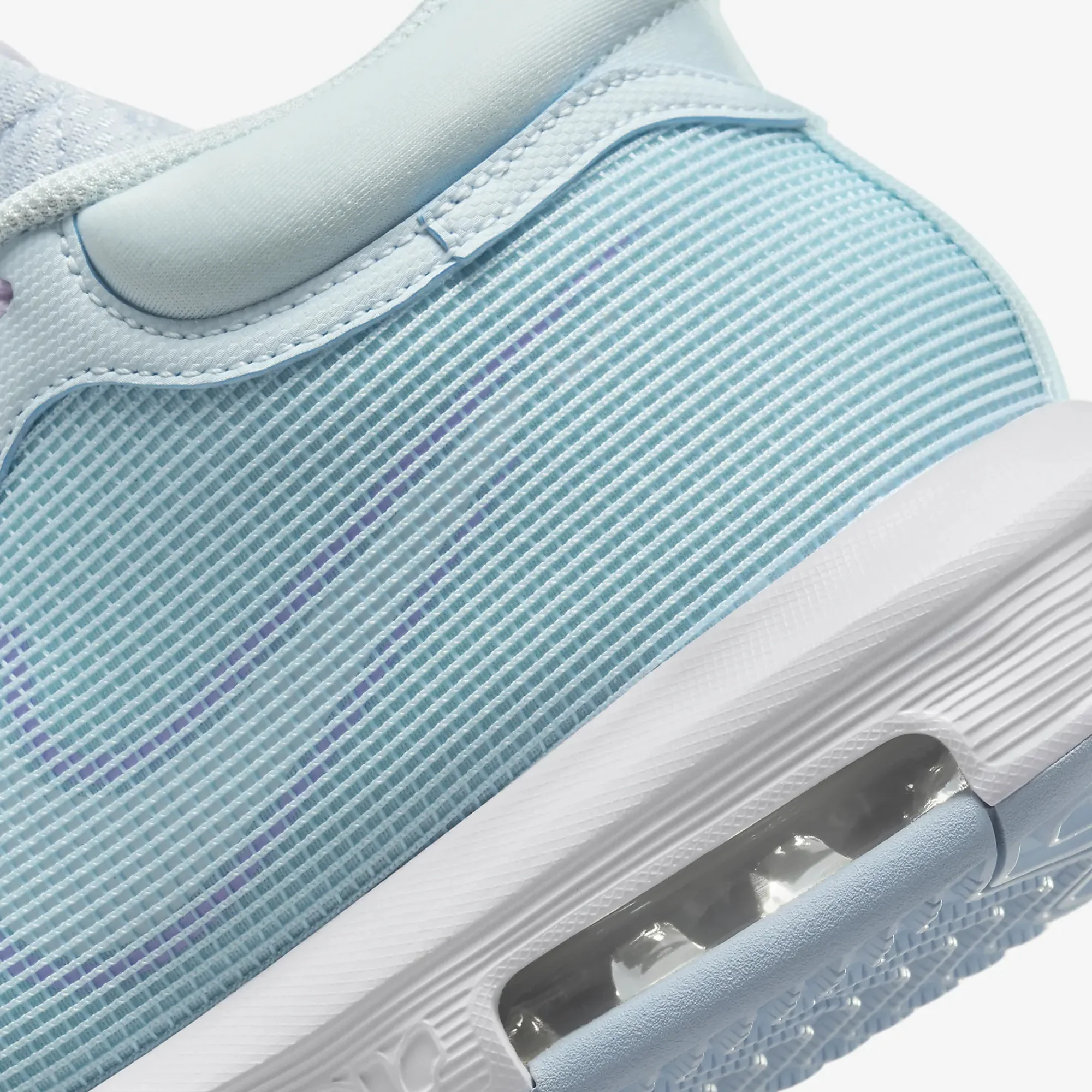 Nike | LEBRON WITNESS 8 EP { GLACIER BLUE/WHITE-LT ARMORY BLUE - Image 5