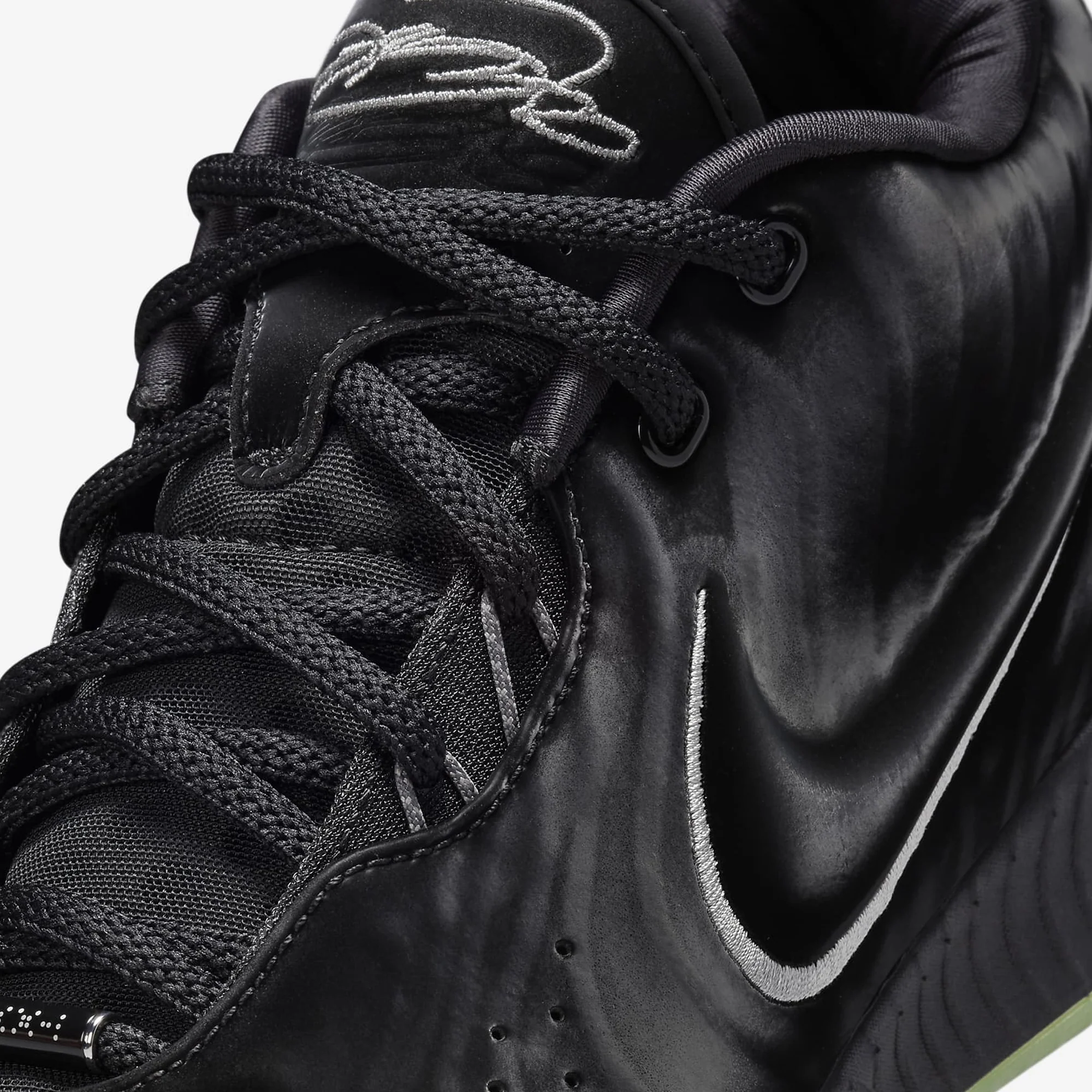 Nike | LEBRON XXI "TAHITIAN" EP { BLACK/MTLC PEWTER-IRON GREY-OIL GREEN - Image 4