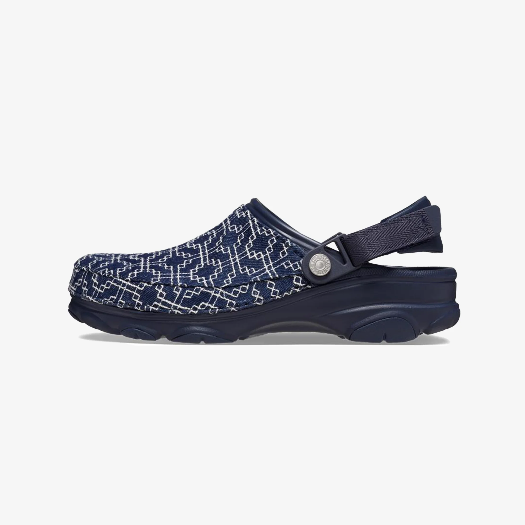 Crocs | LEVIS X CROCS ALL TERRAIN CLOG { NAVY - Image 6