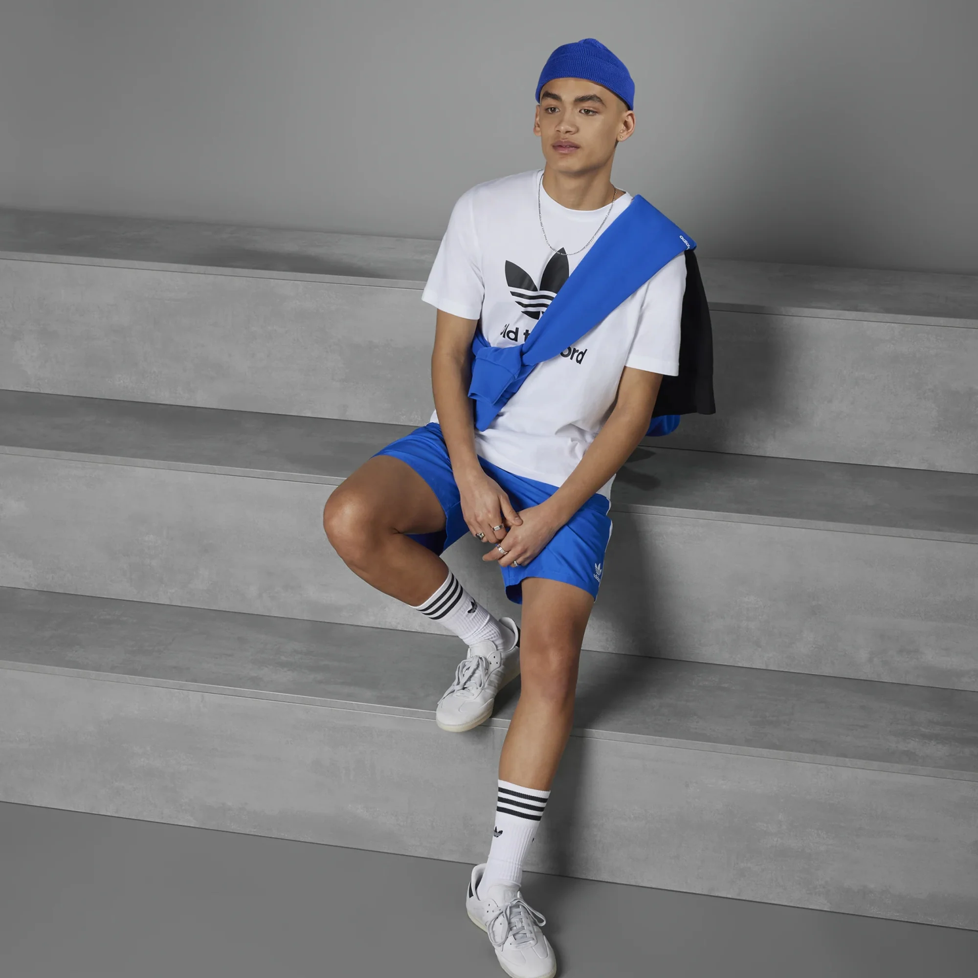 Adidas Originals | MANCHESTER UNITED OG TREFOIL TEE { WHITE - Image 3