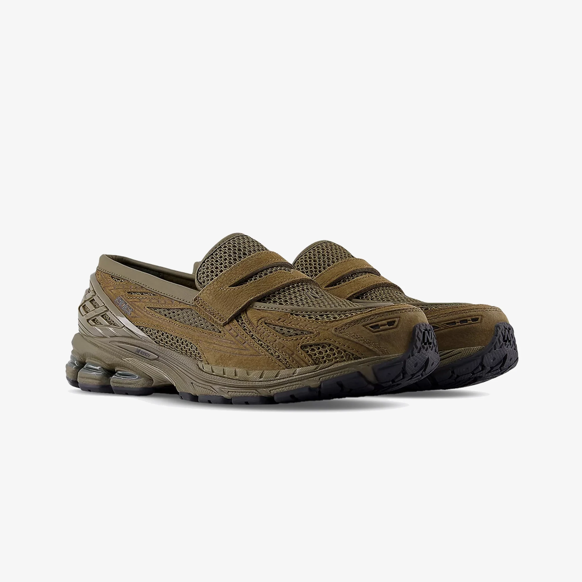 New Balance | 1906L { WOODLAND/OLIVE KHAKI - Image 3