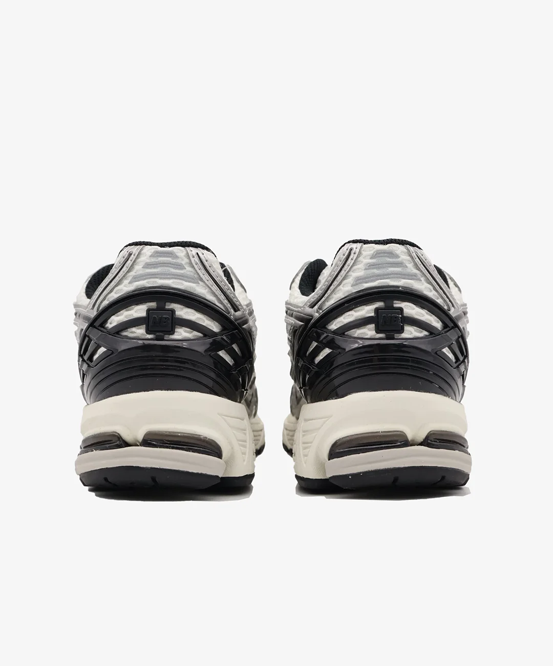 New Balance | 1906R { SILVER METALLIC - Image 4