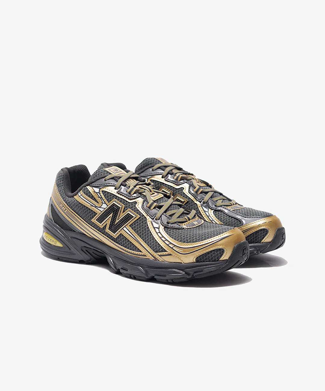 New Balance | 740 { GOLD/BLACK - Image 3