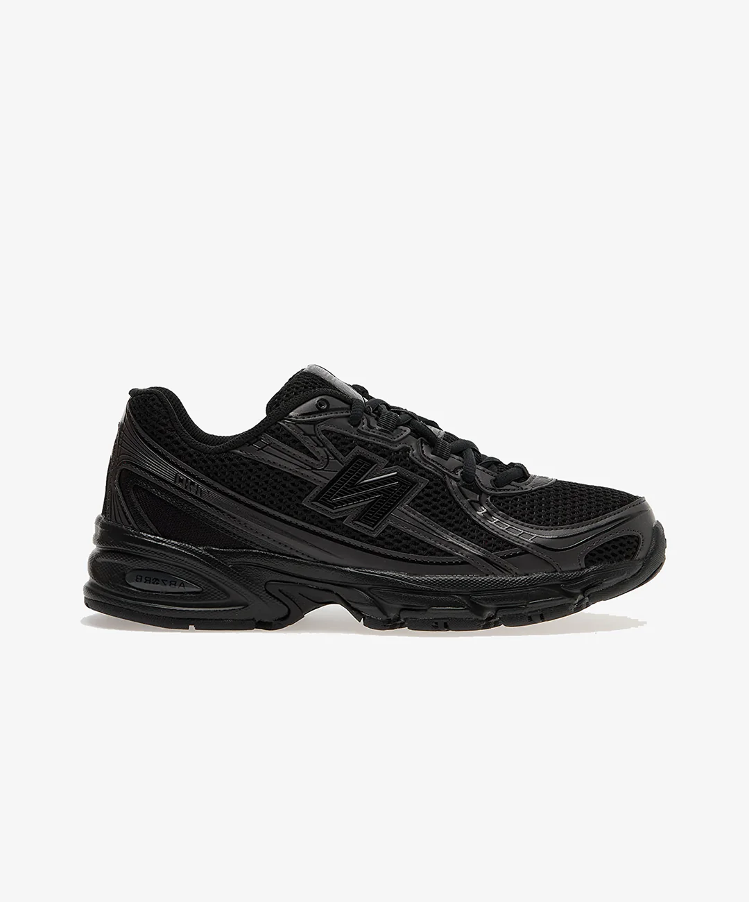 New Balance | 740 { BLACK/BLACK CEMENT