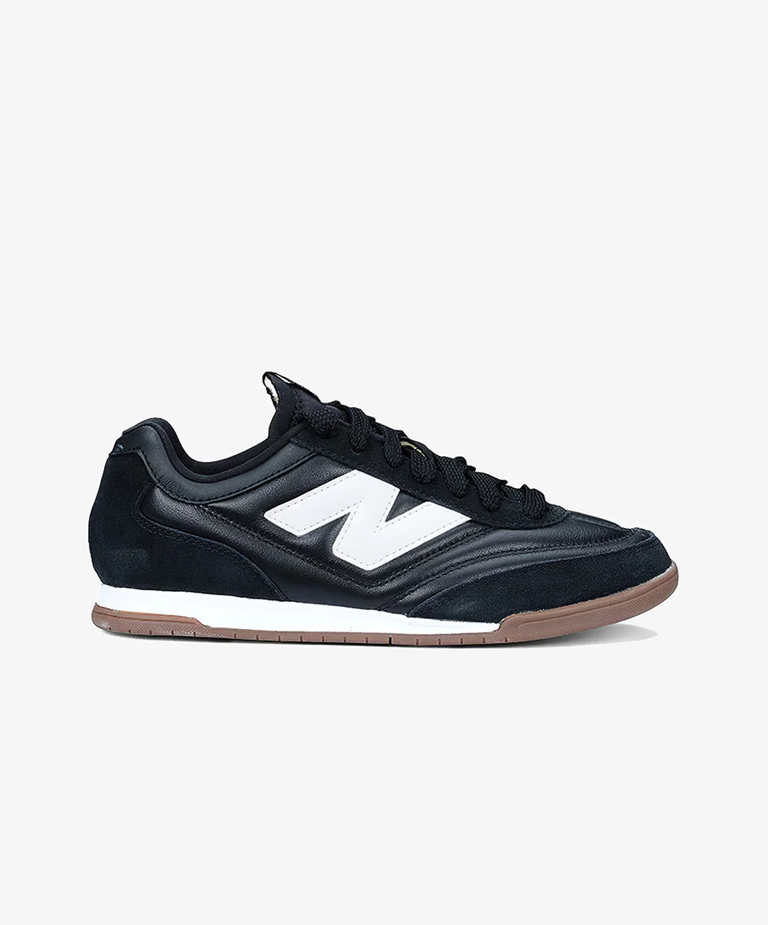 New Balance | RC42 { BLACK/WHITE