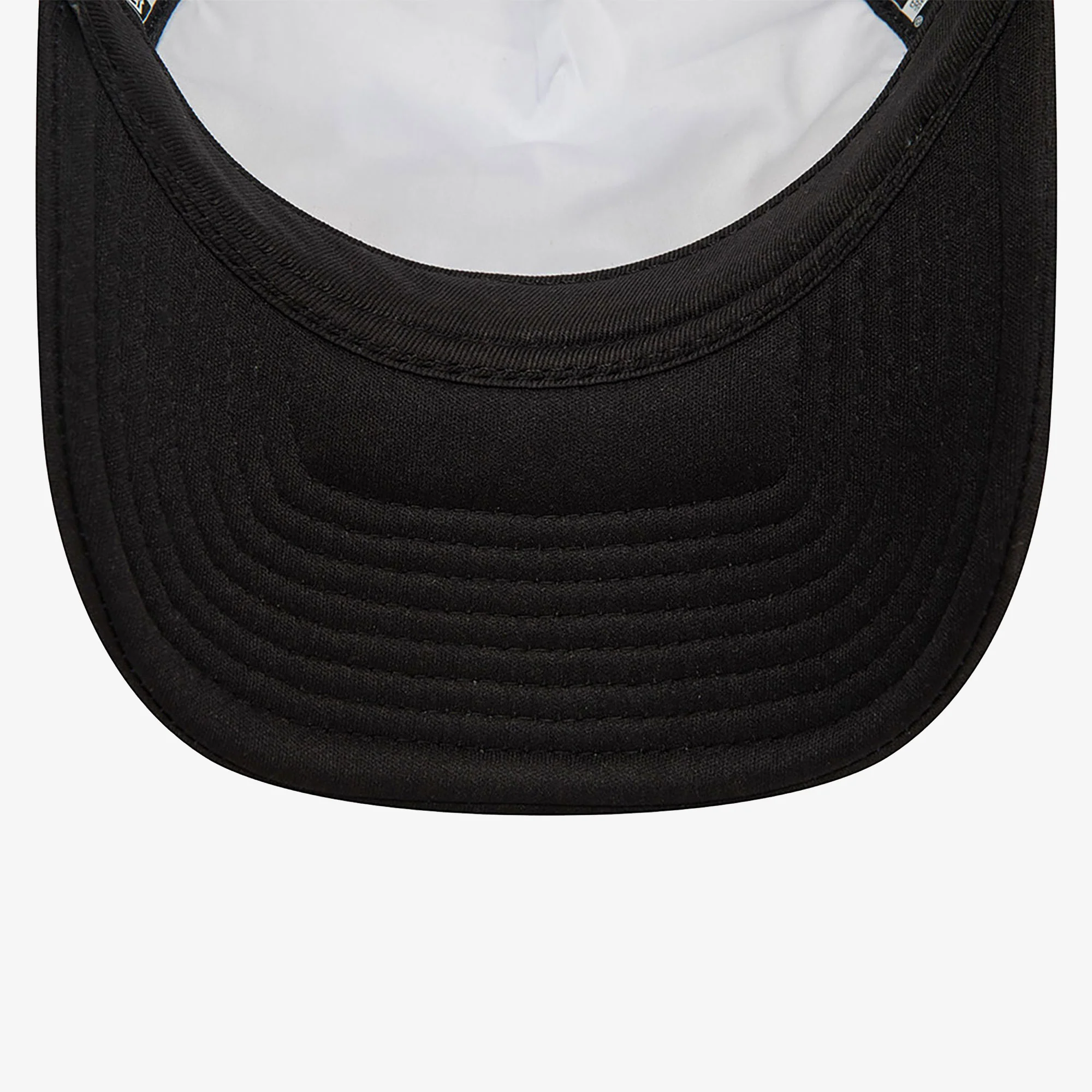 NEW ERA | WB TRUCKER LOONEY BLK - Image 5