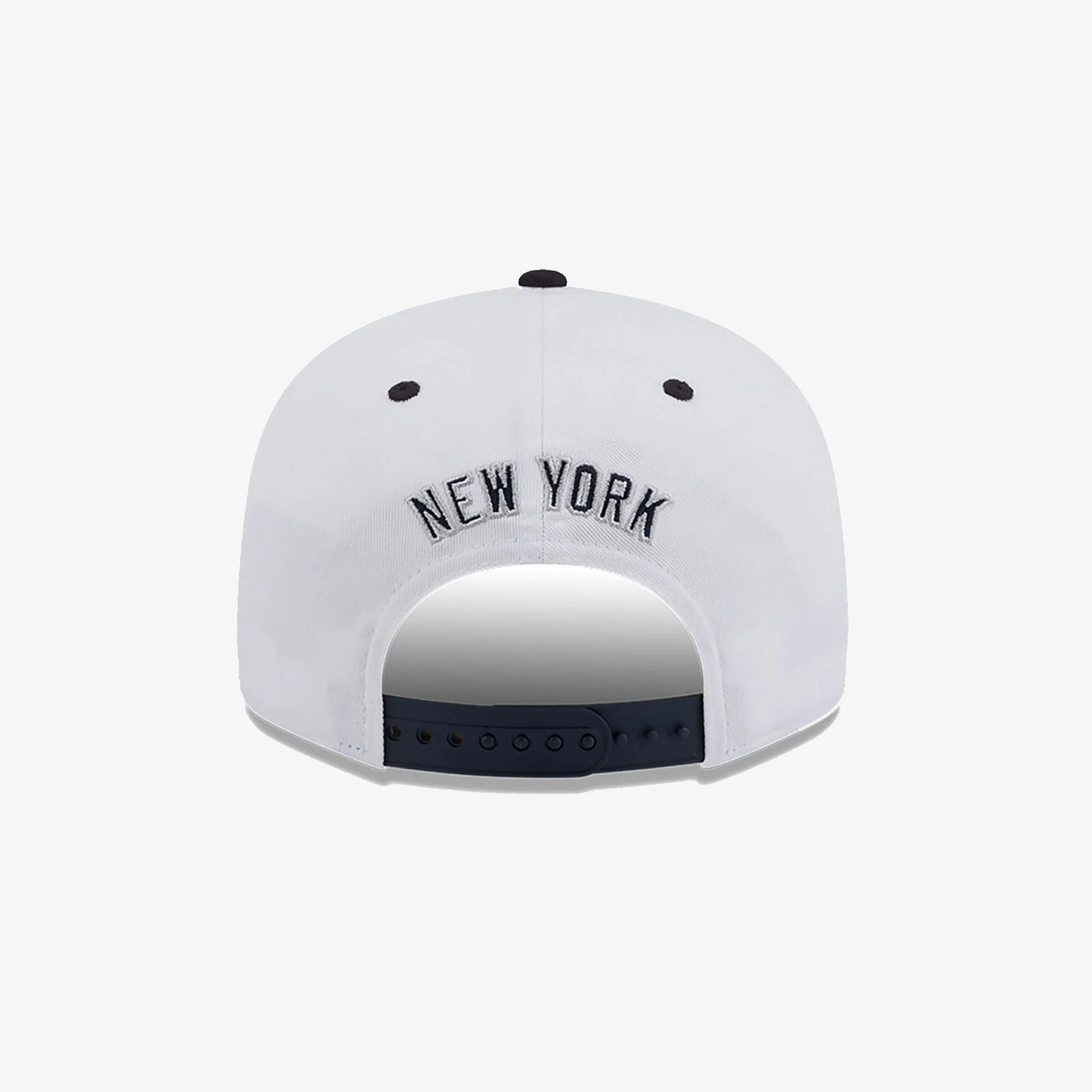 New Era | NEW YORK YANKEES WHITE CROWN PATCH WHITE 9FIFTY SNAPBACK CAP { WHITE - Image 2