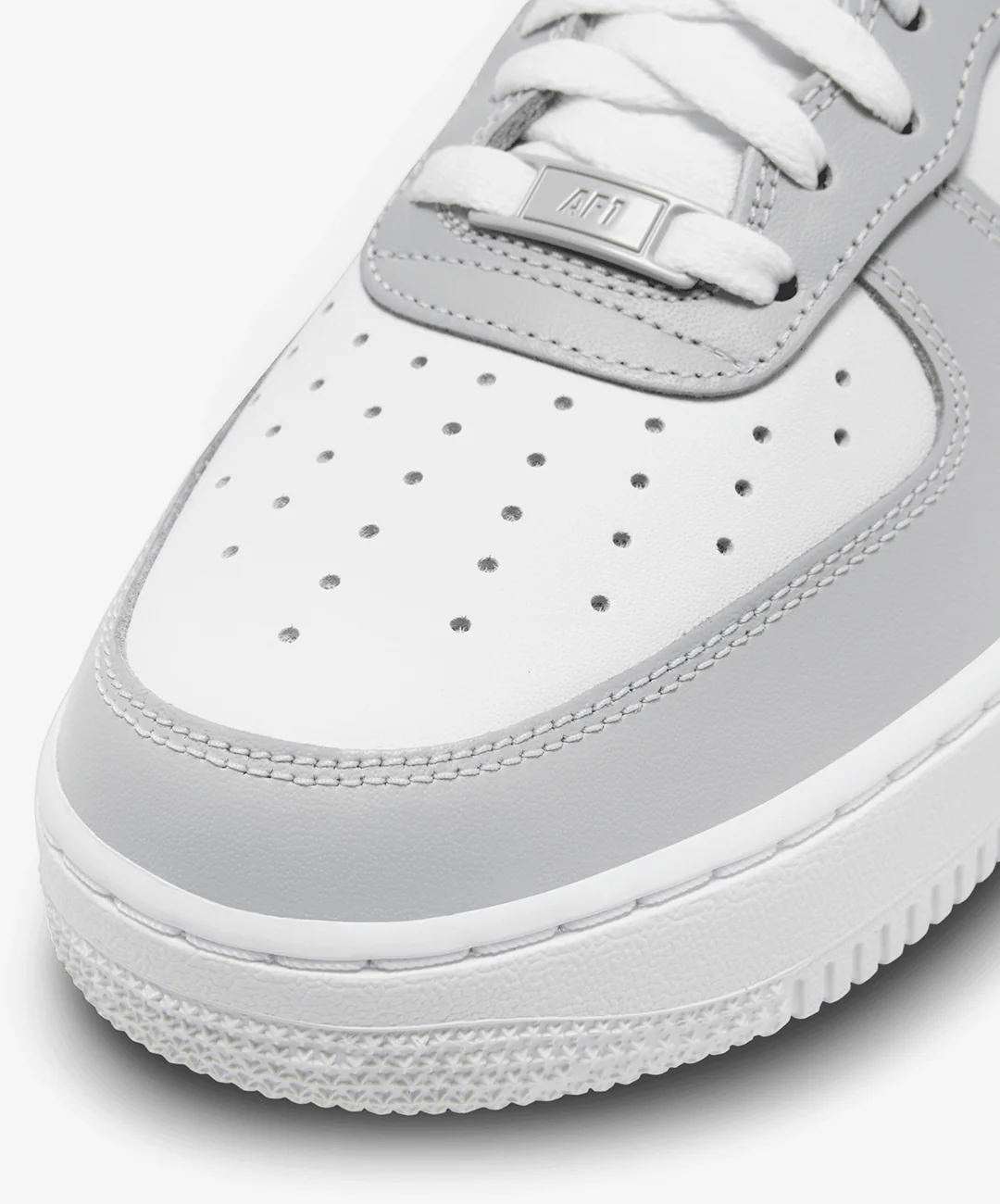 Nike | AIR FORCE 1 '07 { WHITE/LT SMOKE GREY-WHITE-LT SMOKE GREY - Image 5
