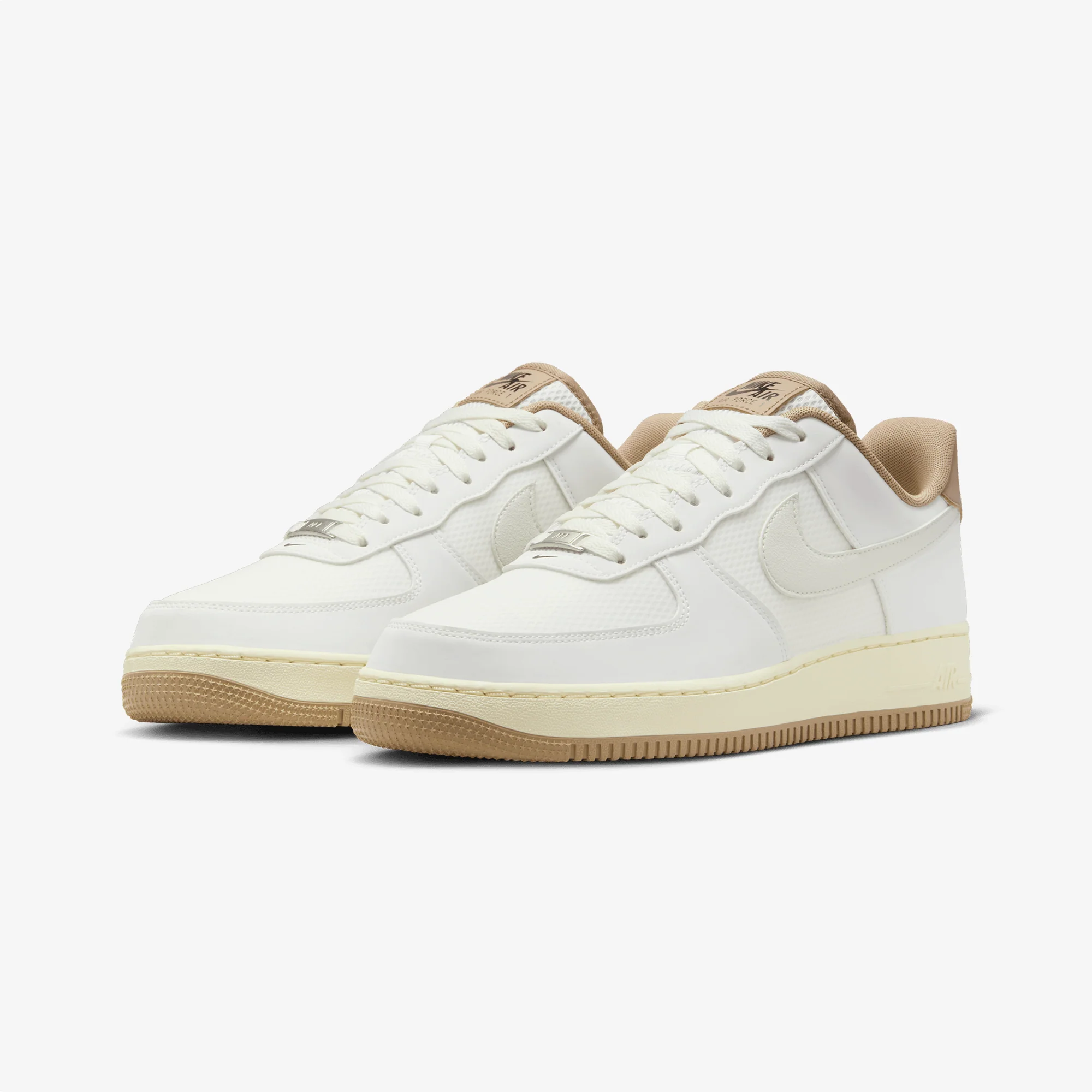 NIKE | AIR FORCE 1'07 LV8 { SUMMIT WHITE/SUMMIT WHITE-KHAKI - Image 3