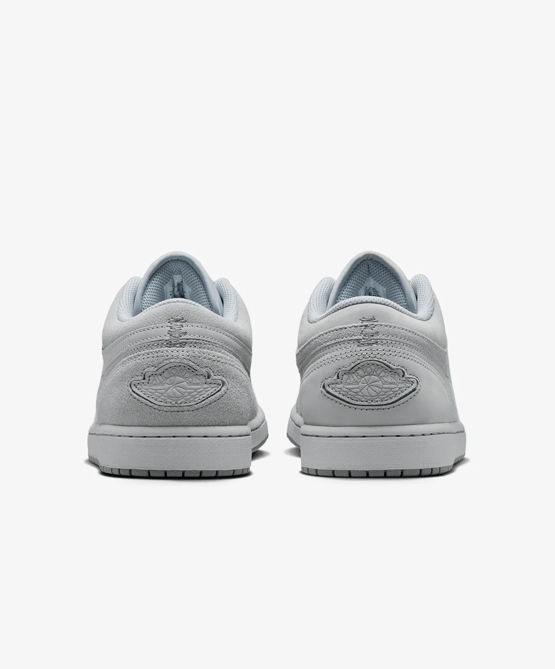 JORDAN | AIR JORDAN 1 LOW SE CRAFT { WOLF GREY/WOLF GREY-SMOKE GREY - Image 4