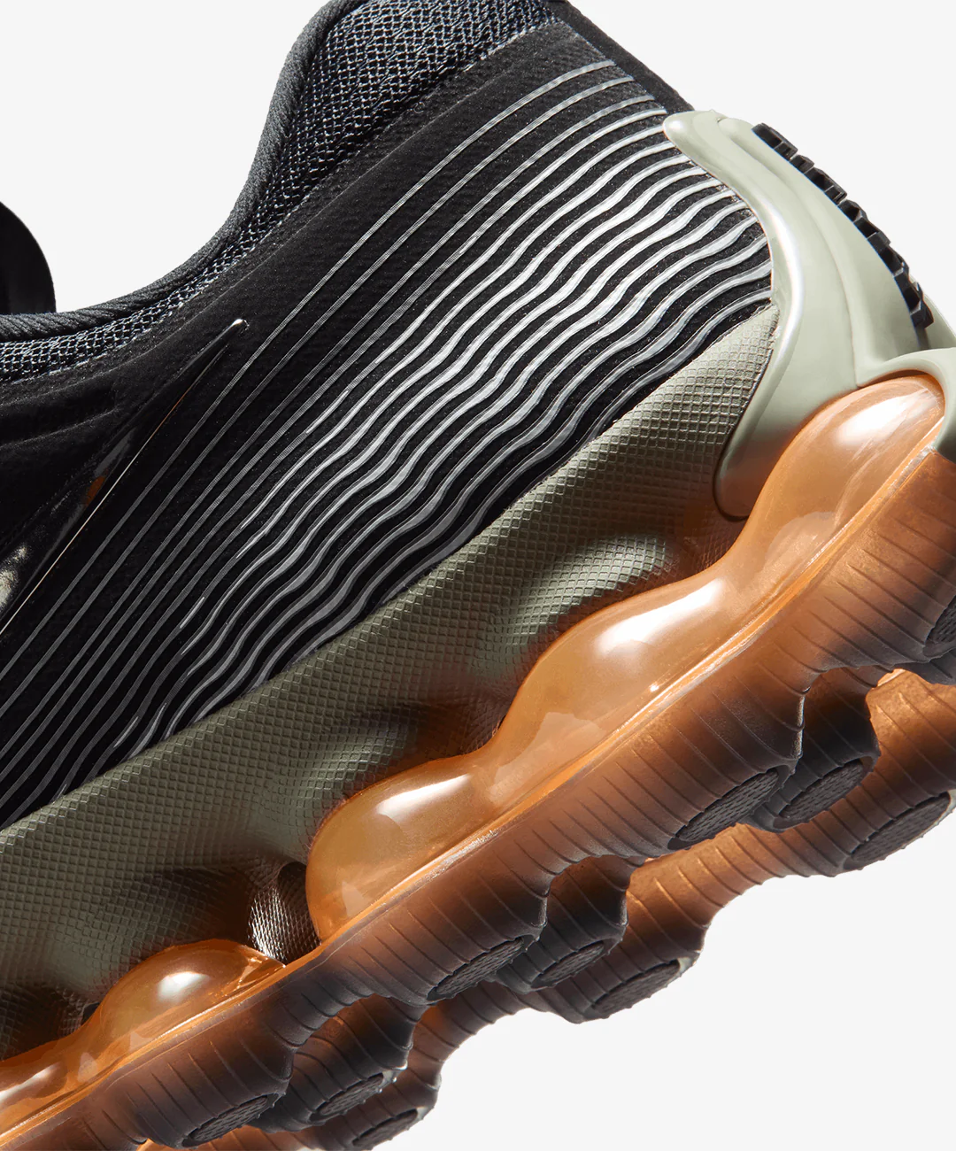 Nike | AIR LIQUID MAX { BLACK/METALLIC SILVER-LIGHT ARMY - Image 5