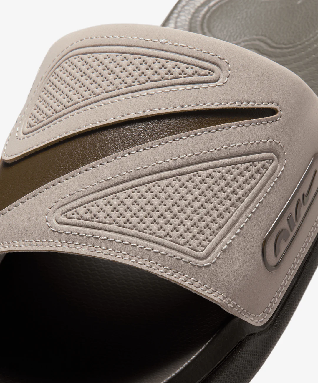Nike | AIR MAX CIRRO { DARK HAZEL/DARK HAZEL-MOON PARTICLE - Image 4
