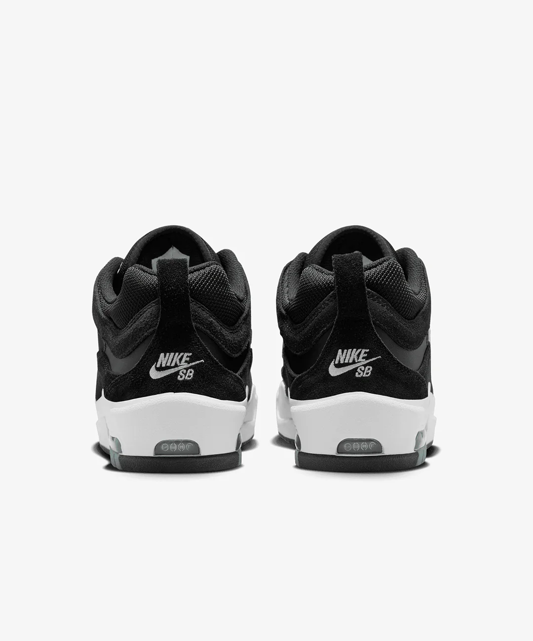 Nike | AIR MAX ISHOD { BLACK/WHITE-BLACK-BLACK - Image 4