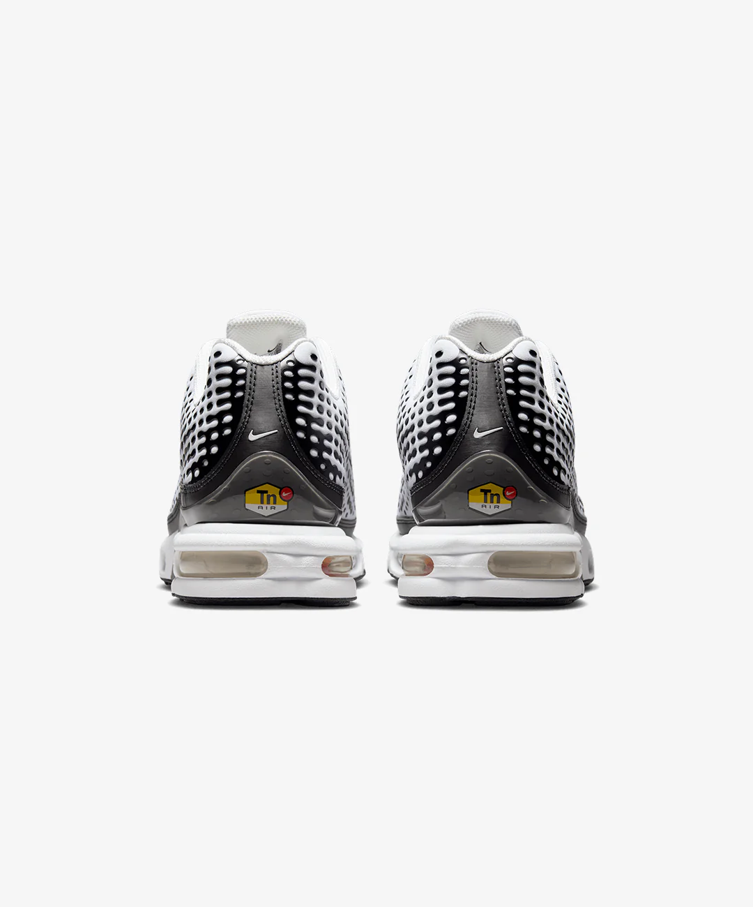 NIKE | AIR MAX PLUS VII { WHITE/WHITE-BLACK-SMOKE GREY - Image 4