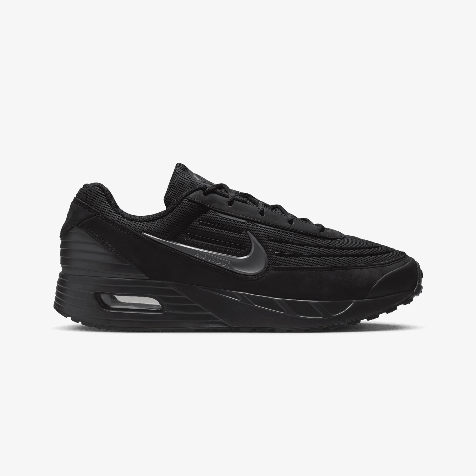 Nike | AIR MAX VERSE { BLACK