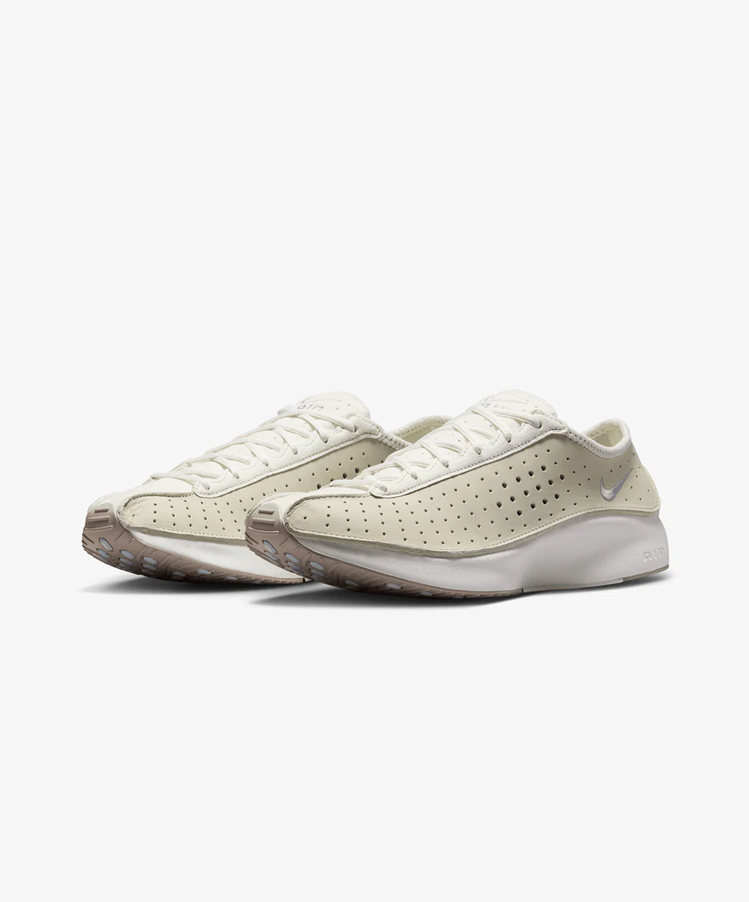 Nike | AIR SUPERFLY { COCONUT MILK/METALLIC SILVER-SAIL - Image 3