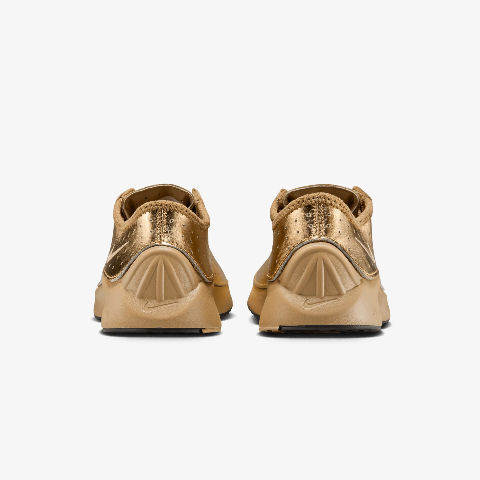 Nike | AIR SUPERFLY { METALLIC GOLD/PARACHUTE BEIGE-BLACK - Image 4