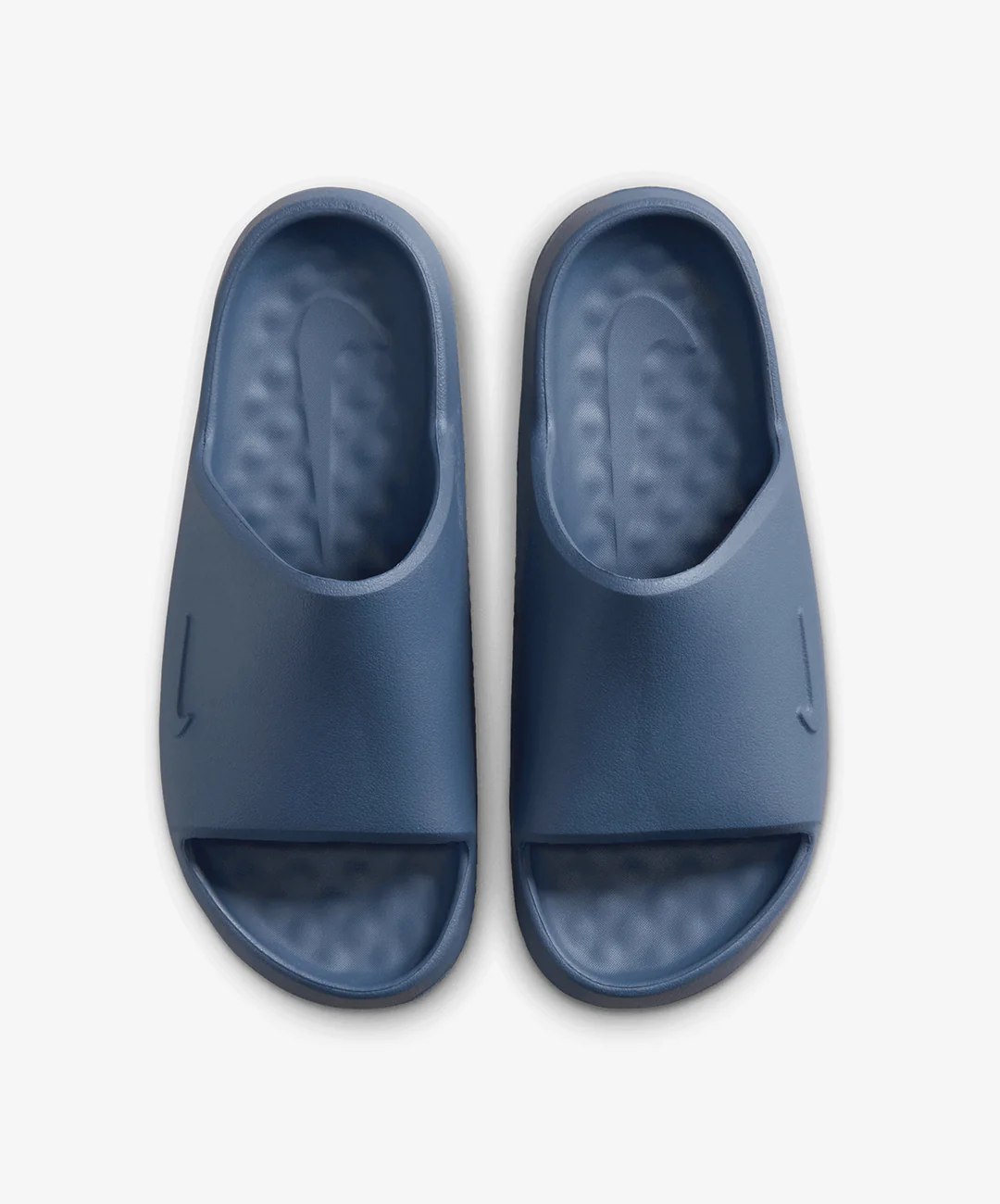 Nike | CALM 2.0 (GS) { DIFFUSED BLUE/DIFFUSED BLUE/DIFFUSED BLUE - Image 2