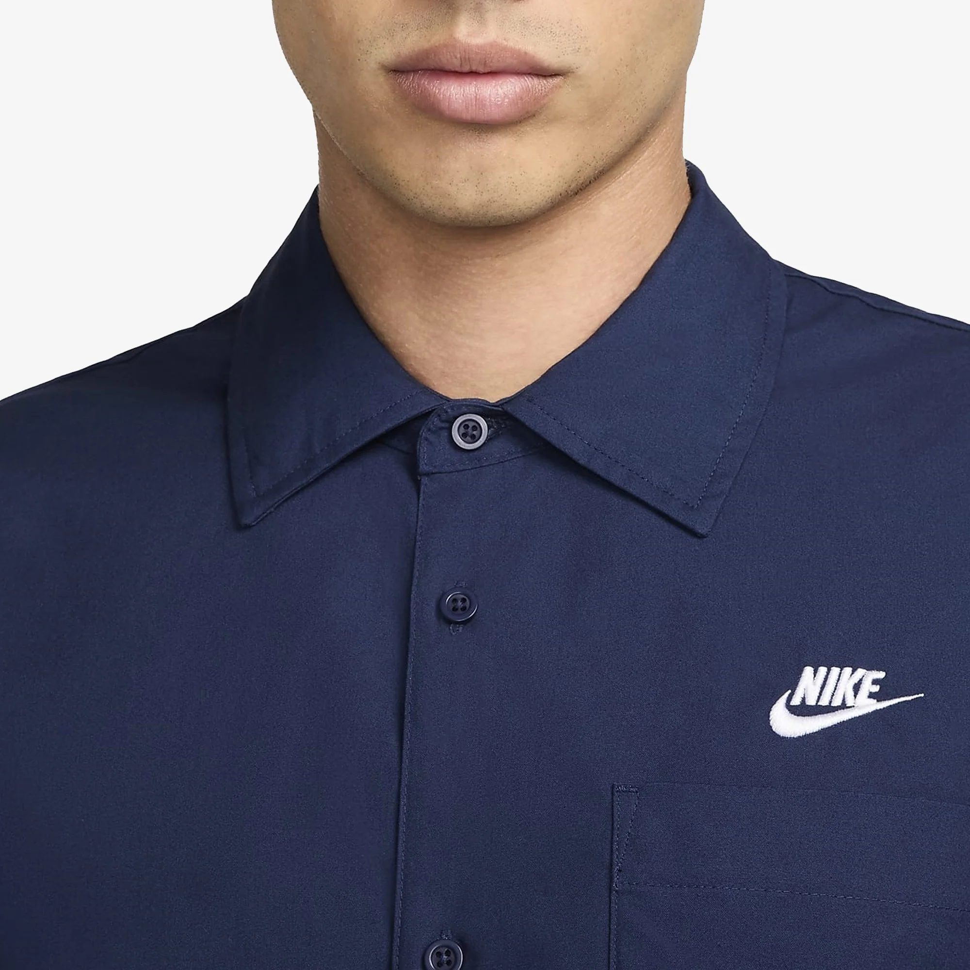 NIKE | CLUB SHORT SLEEVE OXFORD BUTTON-UP SHIRT { MIDNIGHT NAVY/WHITE - Image 3