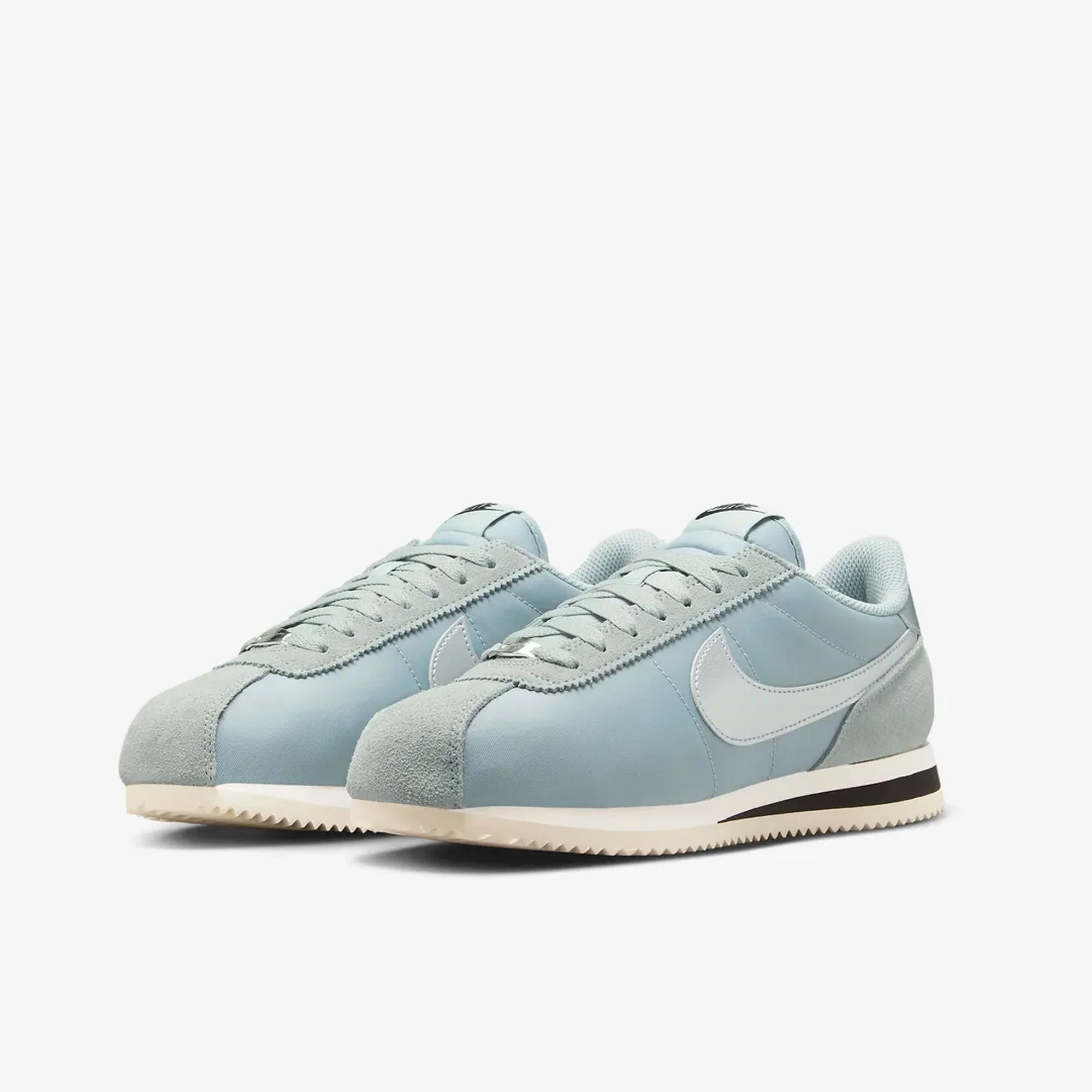 NIKE | CORTEZ TEXTILE { LIGHT PUMICE/METALLIC SILVER - Image 2