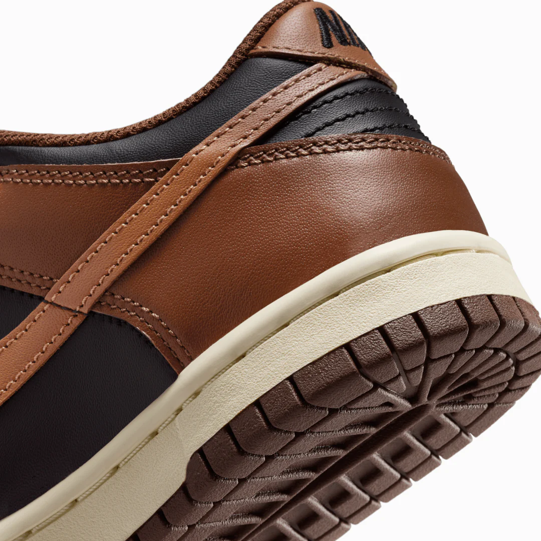 Nike | DUNK LOW { BLACK/BRITISH TAN-CACAO WOW - Image 6
