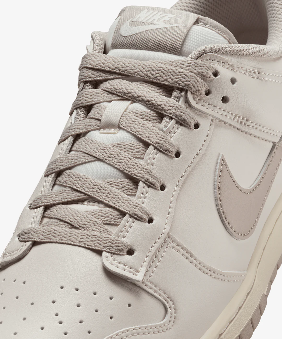 NIKE | DUNK LOW RETRO { SOFT PEARL/CREAM II-SOFT PEARL - Image 5