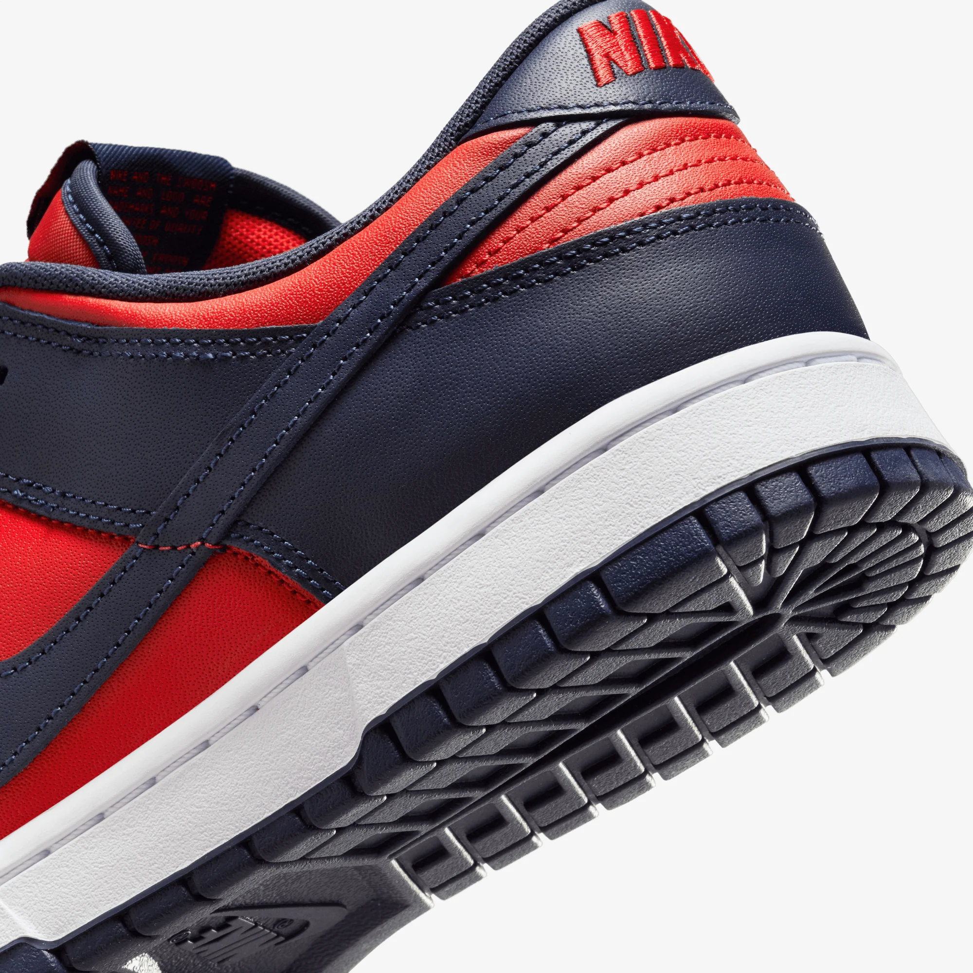 NIKE | DUNK LOW RETRO { UNIVERSITY RED/OBSIDIAN-WHITE - Image 6