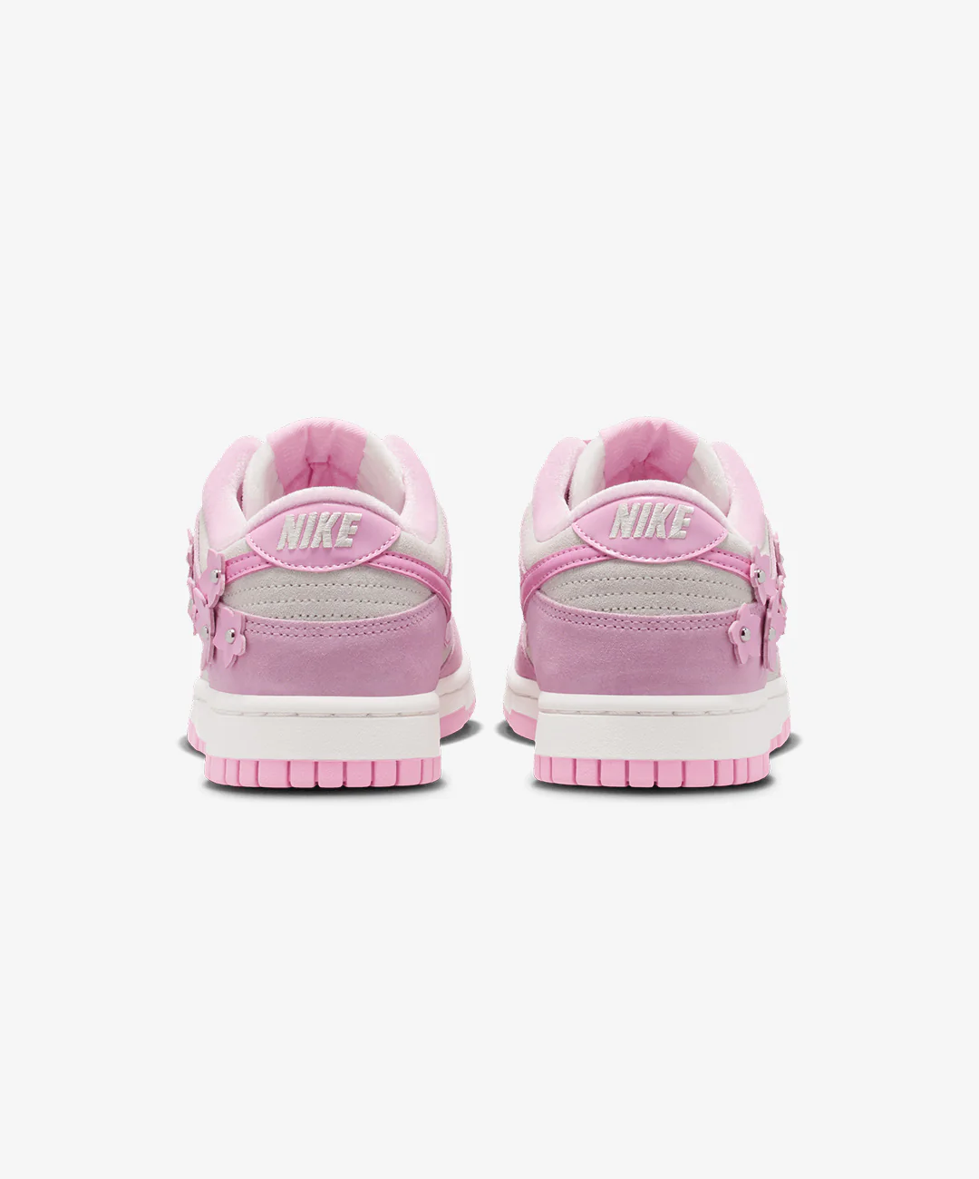 NIKE | DUNK LOW SE { PINK RISE/PINK RISE-SAIL - Image 4