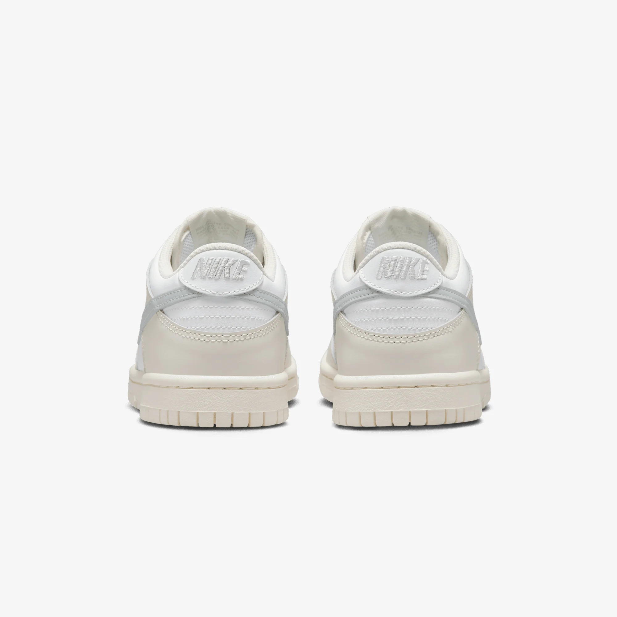 Nike | DUNK LOW { WHITE/LIGHT SILVER-PHANTOM - Image 4